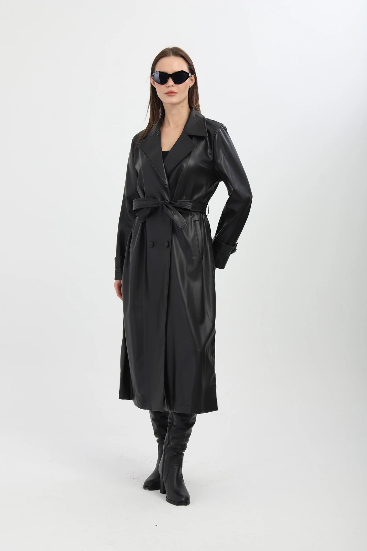 Bel Bağlamalı Siyah Deri Trençkot