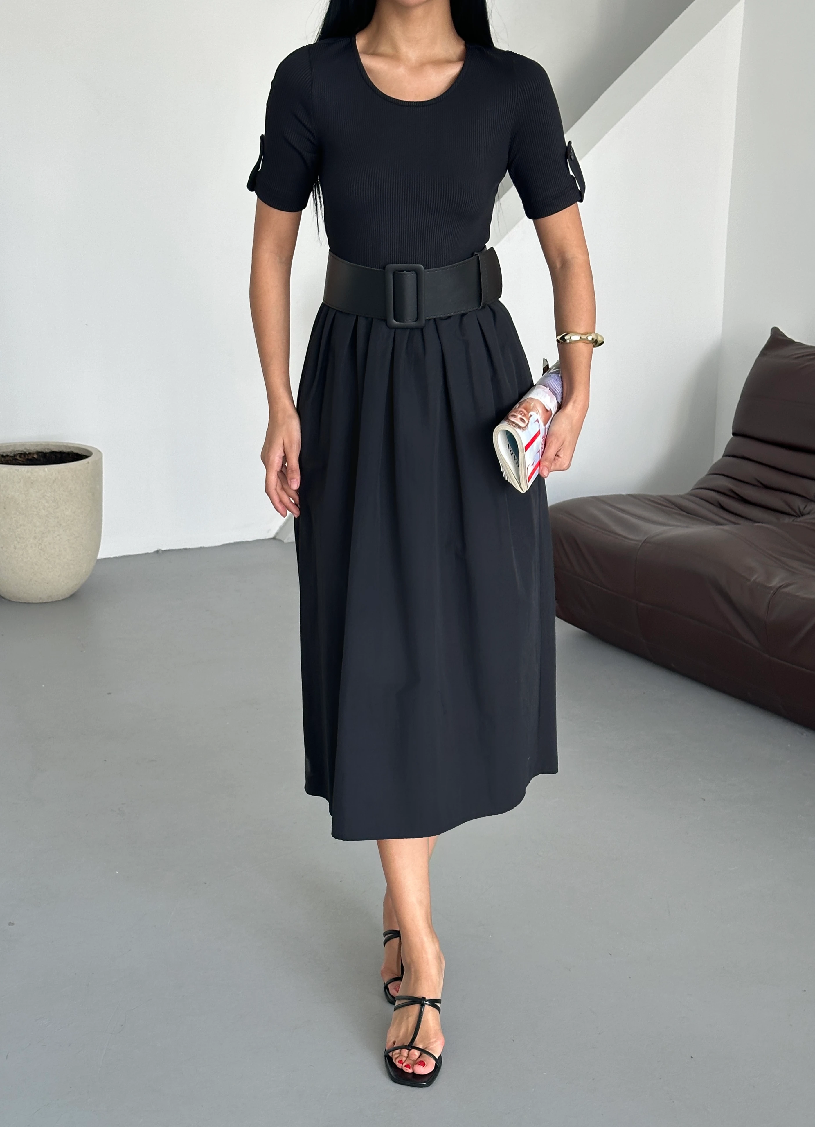 Kaşkorse Kısa Kol Kemerli Yazlık Siyah Kadın Elbise