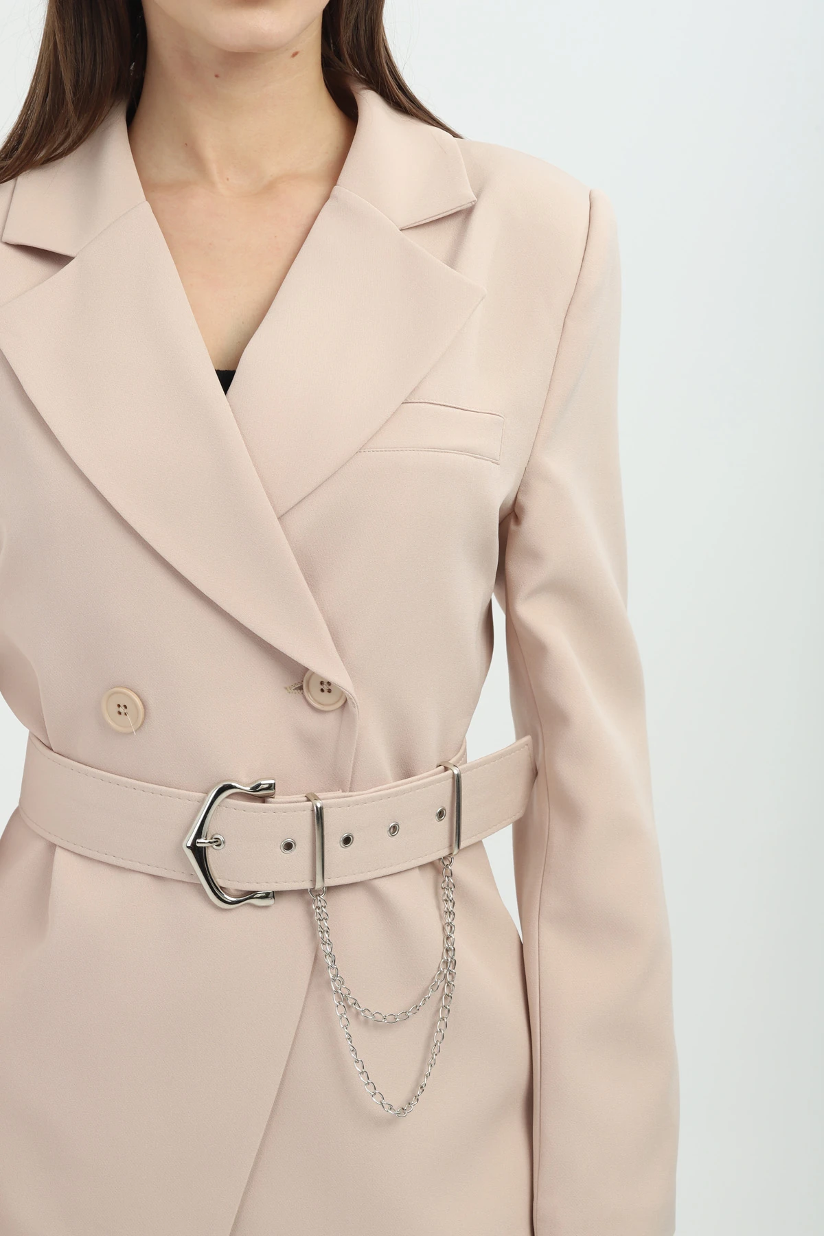 Zincir Aksesuarlı Bej Kruvaze Takım