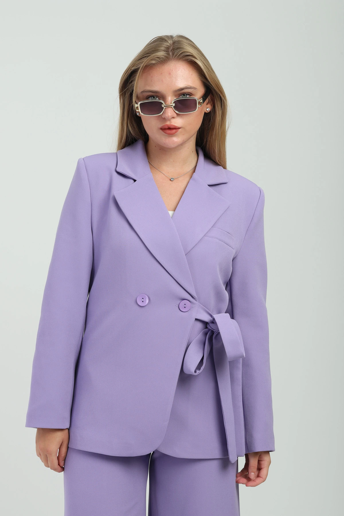 Çift Düğmeli Yandan Bağlamalı Kruvaze Lila Kadın Takım