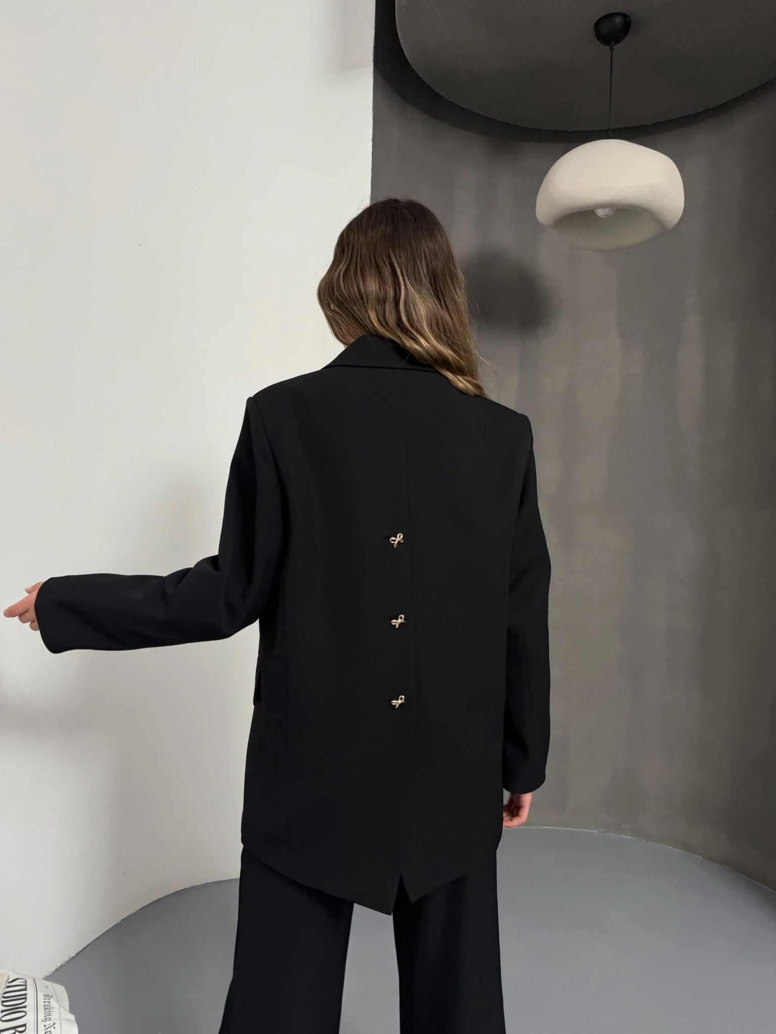 Kelebek Düğmeli Oversize Siyah Kruvaze Ceket