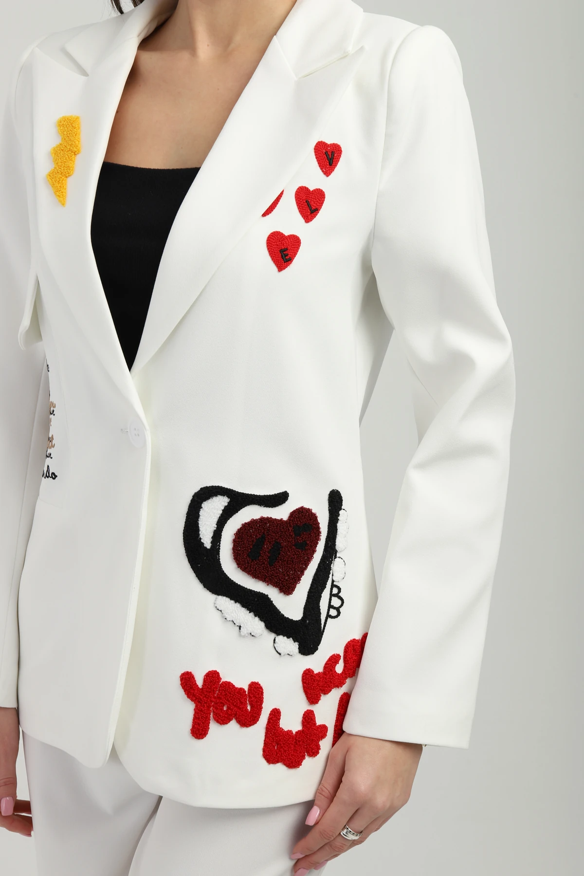 Nakışlı Beyaz Blazer Ceket