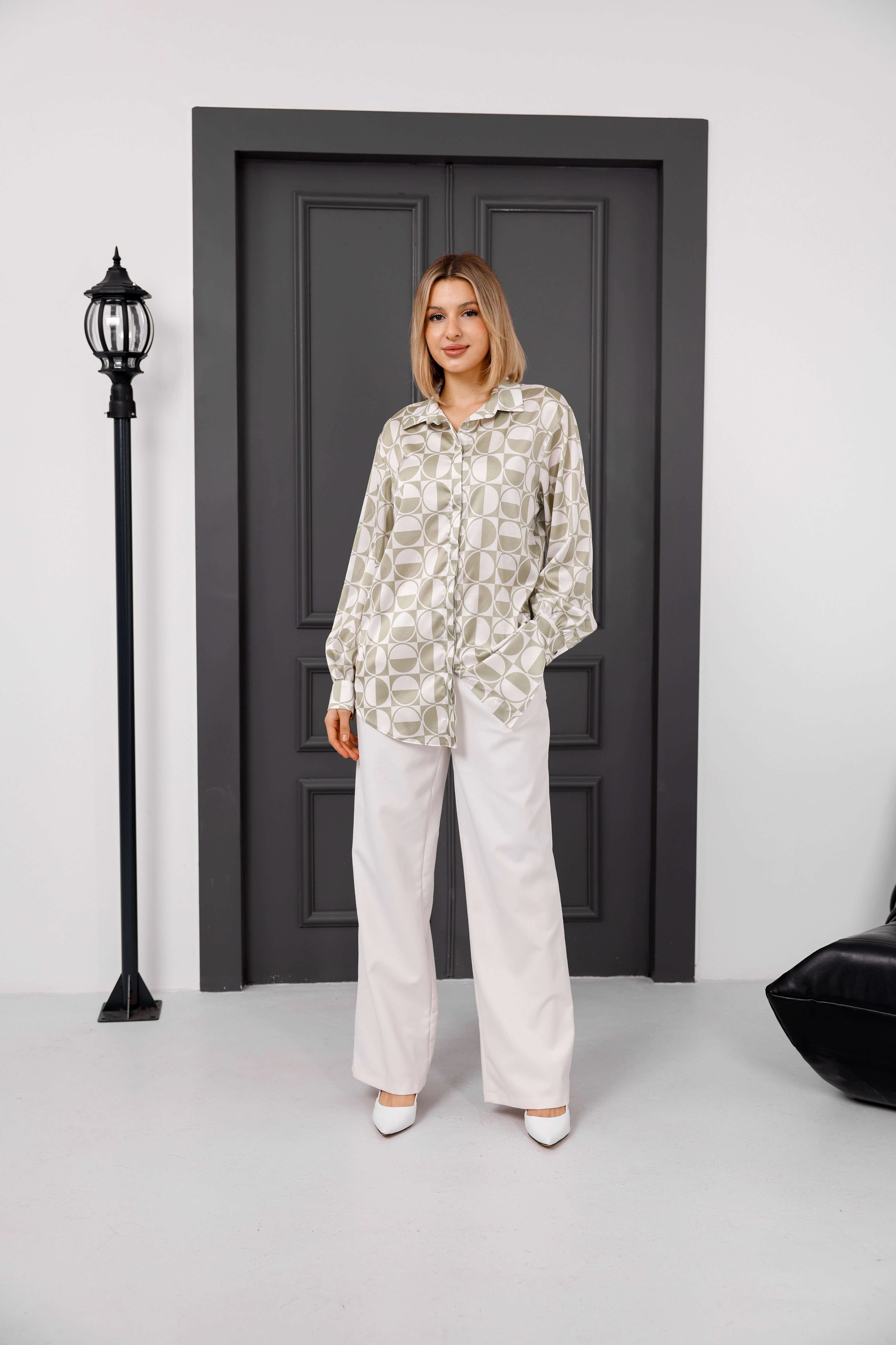 Kadın Dijital Baskı Desenli Saten Gömlek