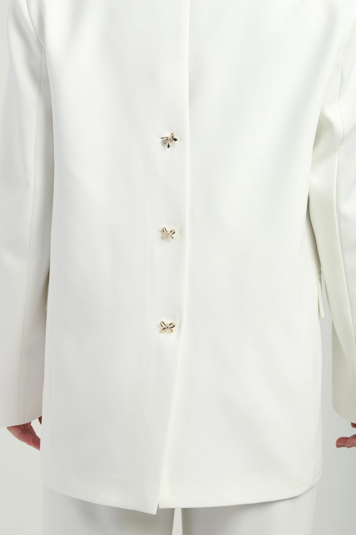 Düğme Detaylı Kruvaze Beyaz Kadın Takım