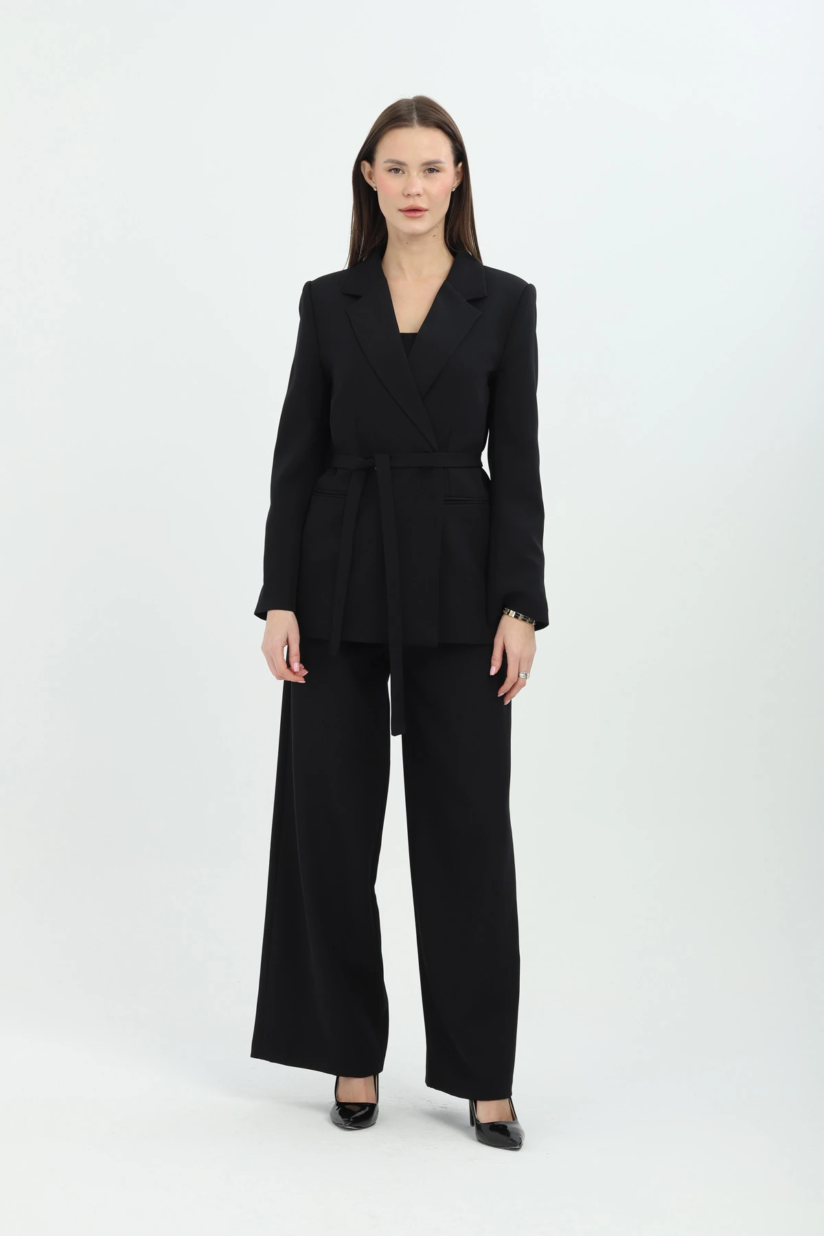 Bel Bağlamalı Siyah Kadın Kruvaze Takım