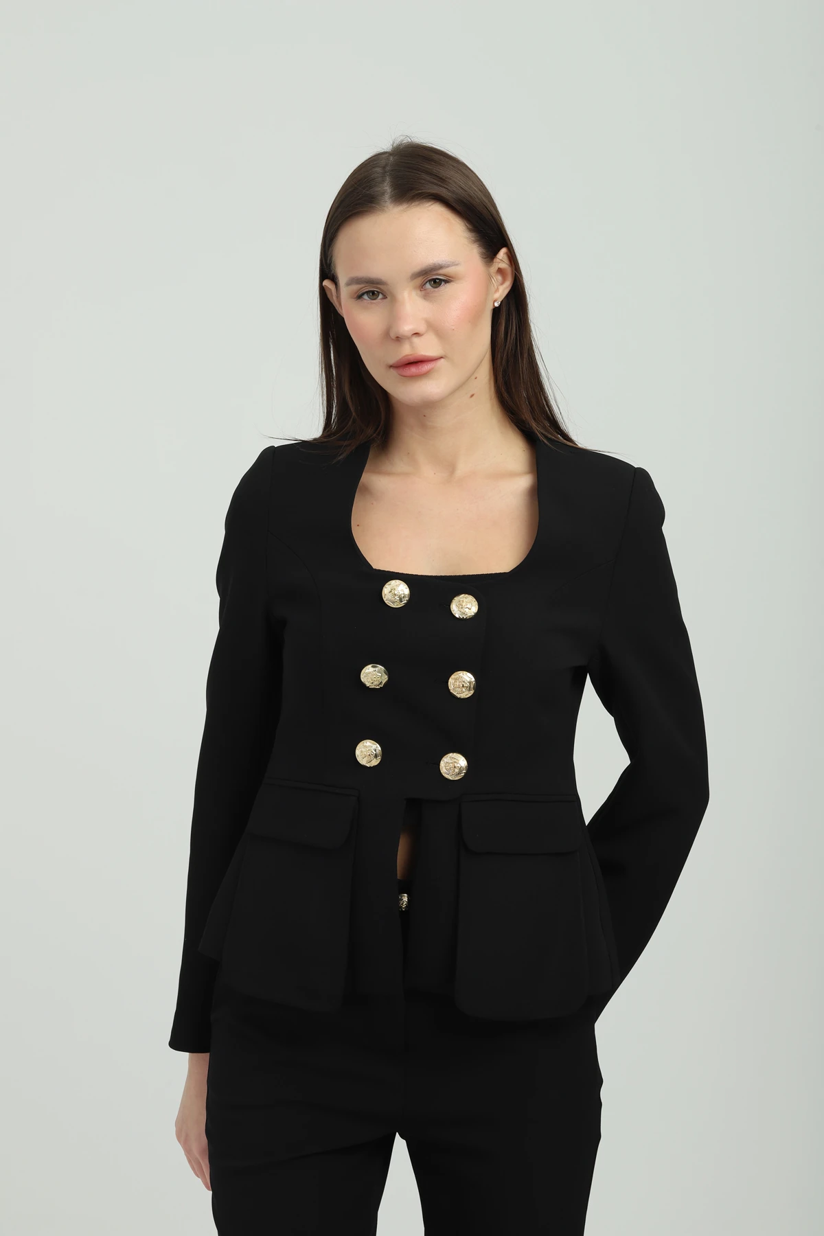 Gold Düğmeli Siyah Kadın Takım