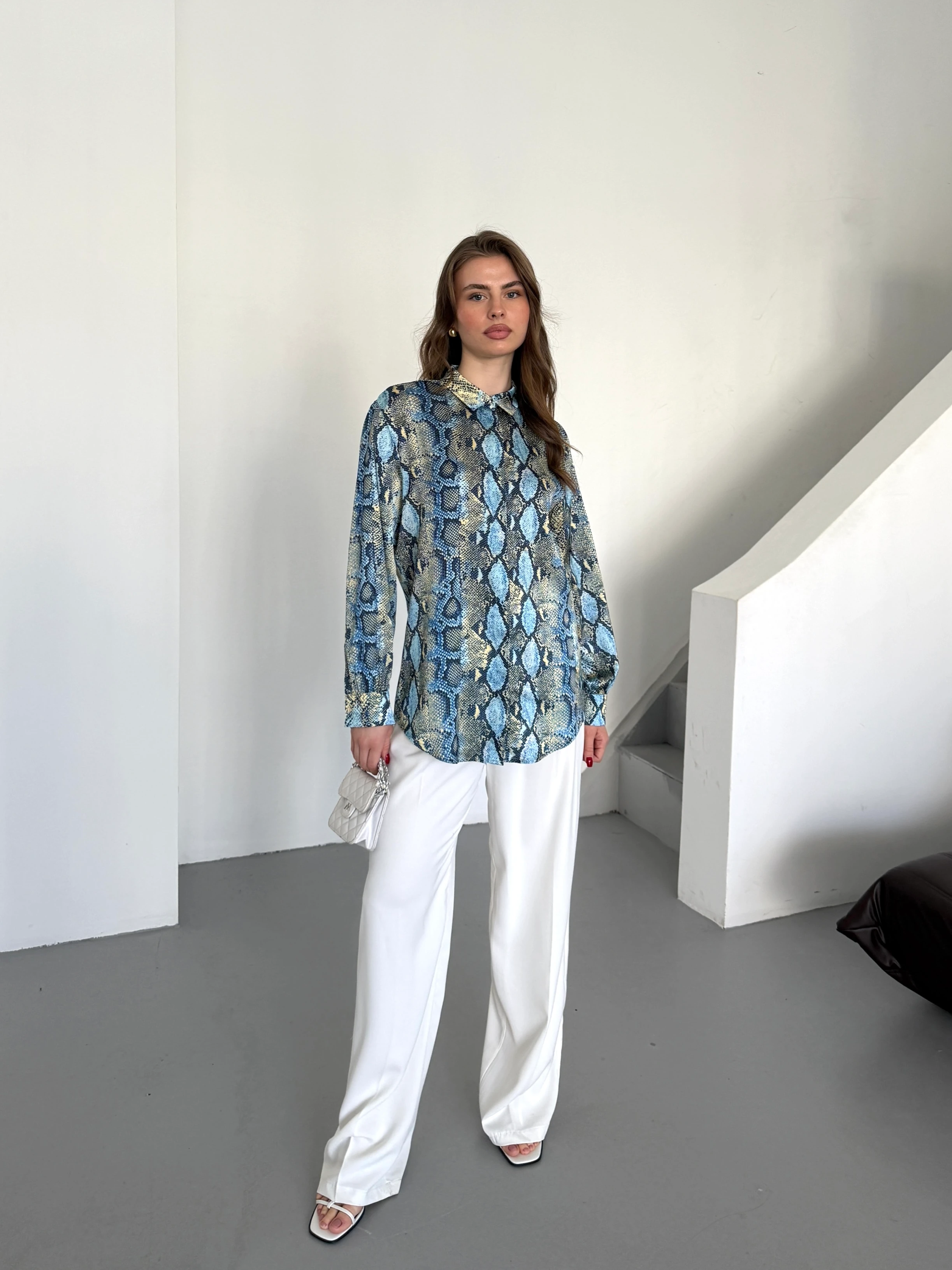 Kadın Dijital Baskı Desenli Saten Gömlek