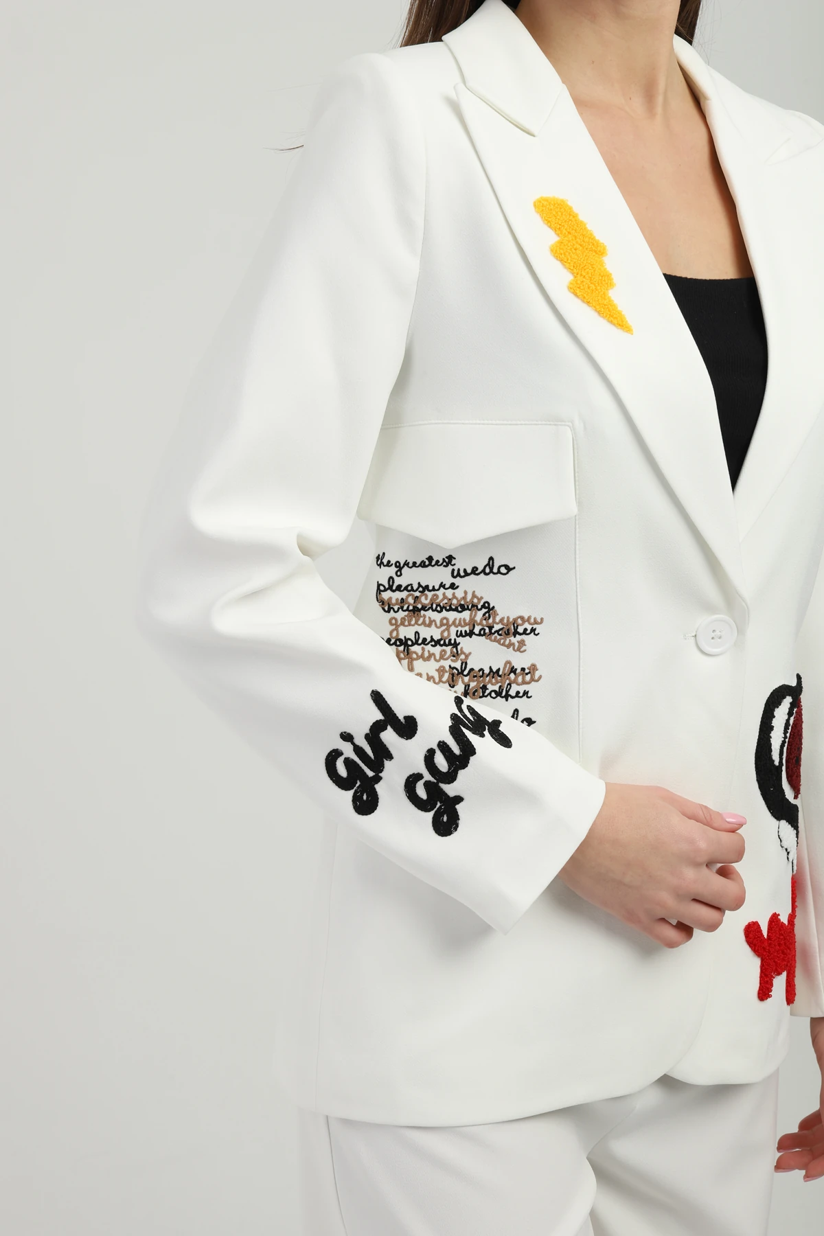 Nakışlı Beyaz Blazer Ceket