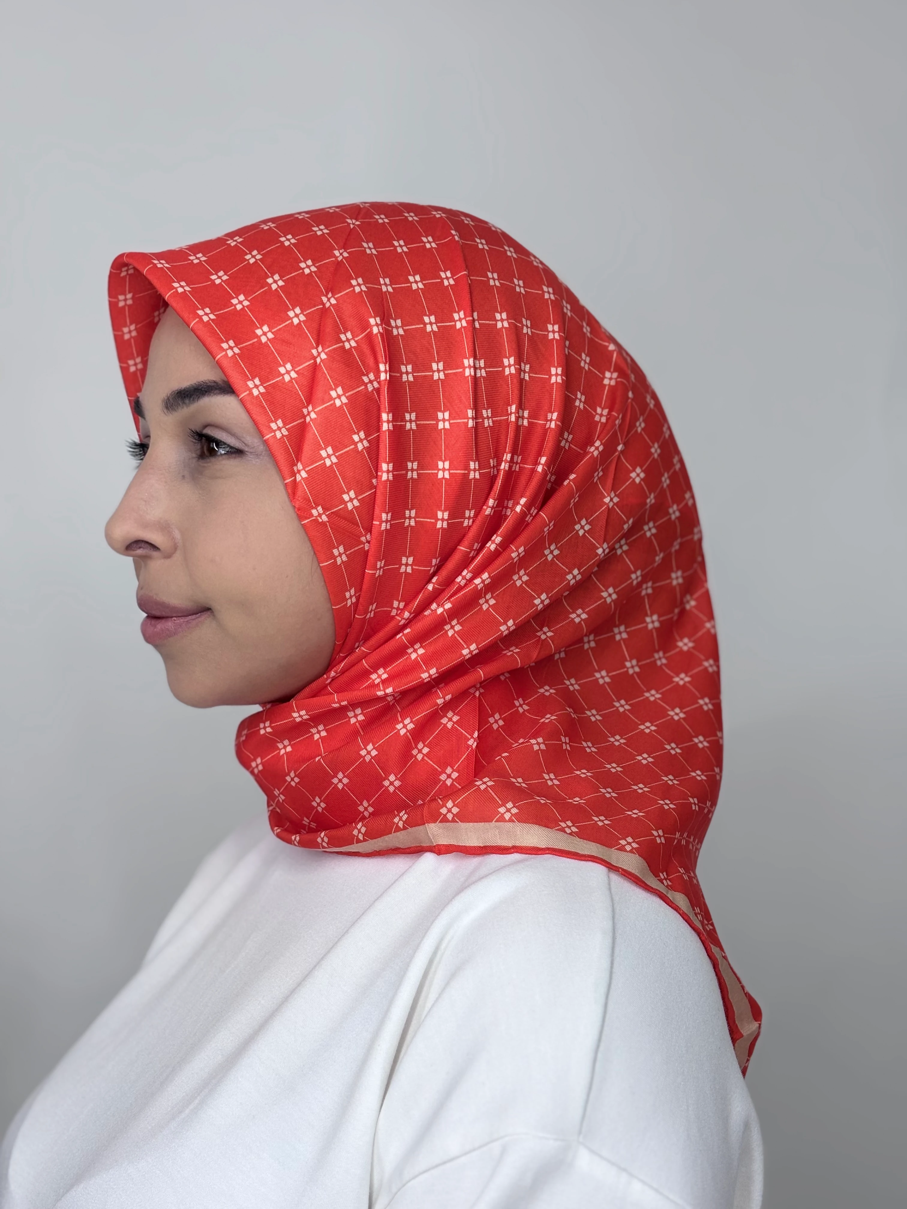 Modern Çizgi Koleksiyonu Kare Eşarp - Turuncu