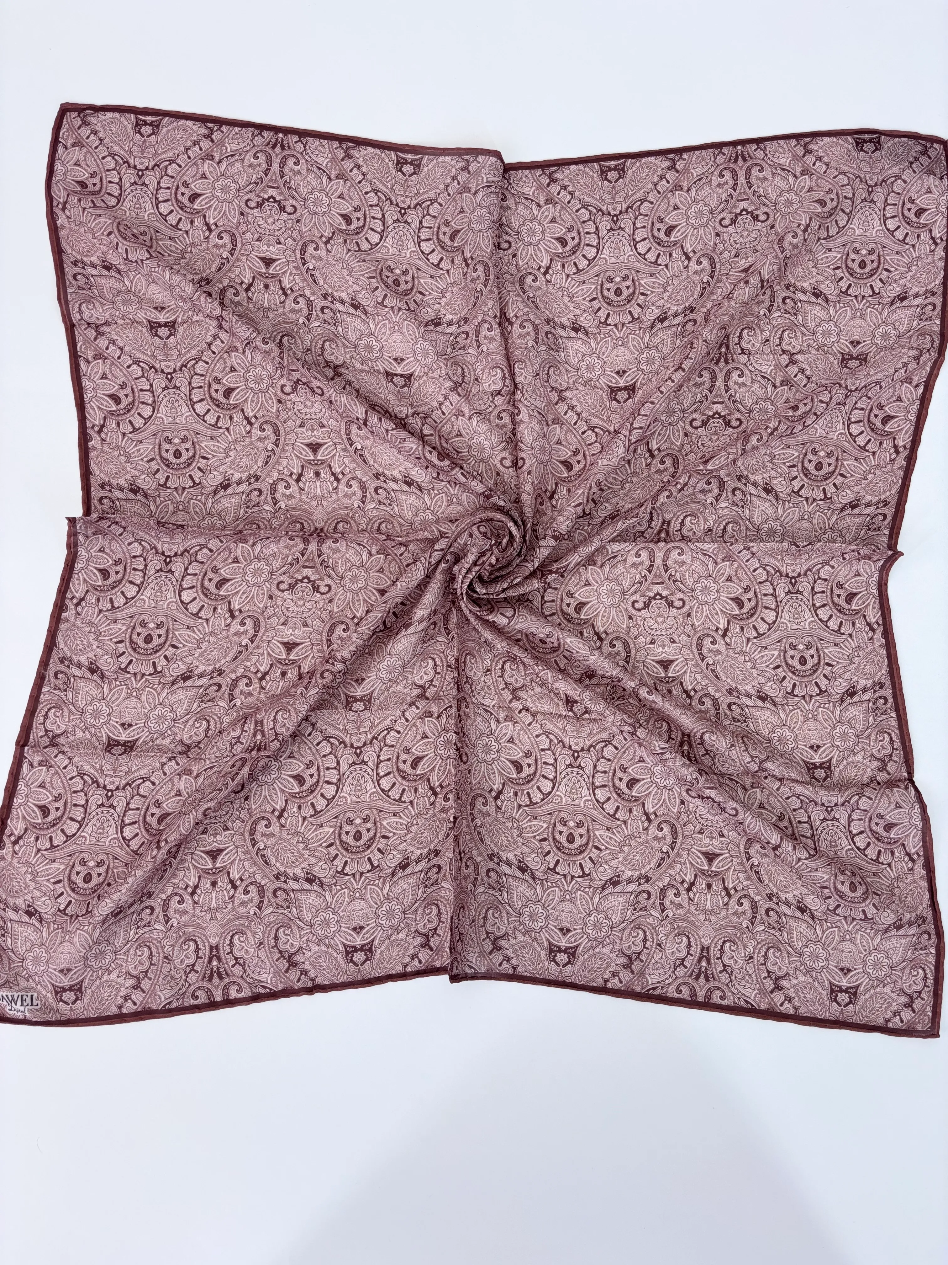 Çiçek Desenli Eşarp