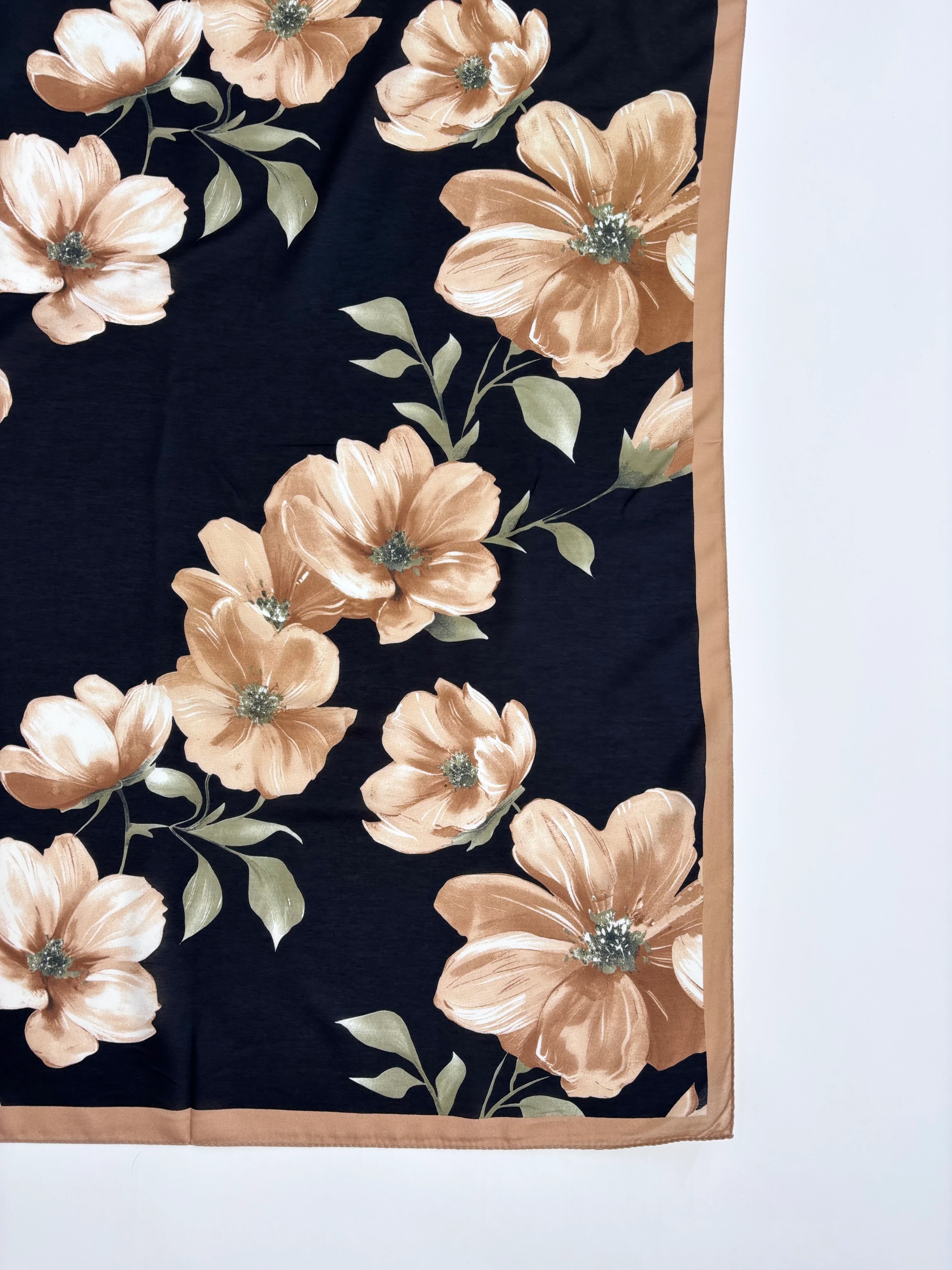 Anatolia Etnik Gül Desenli Şal