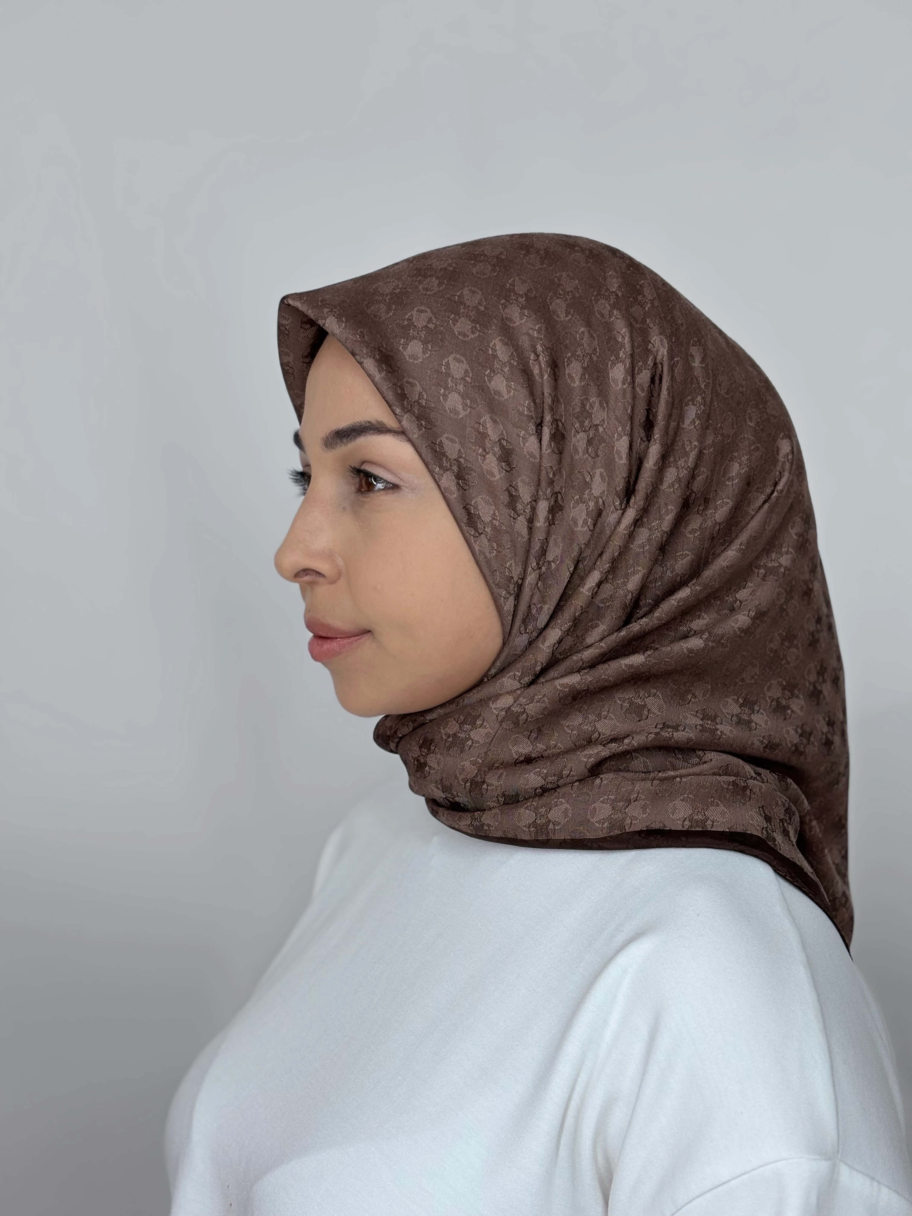 Elegance Koza Desenli Eşarp - Kahverengi