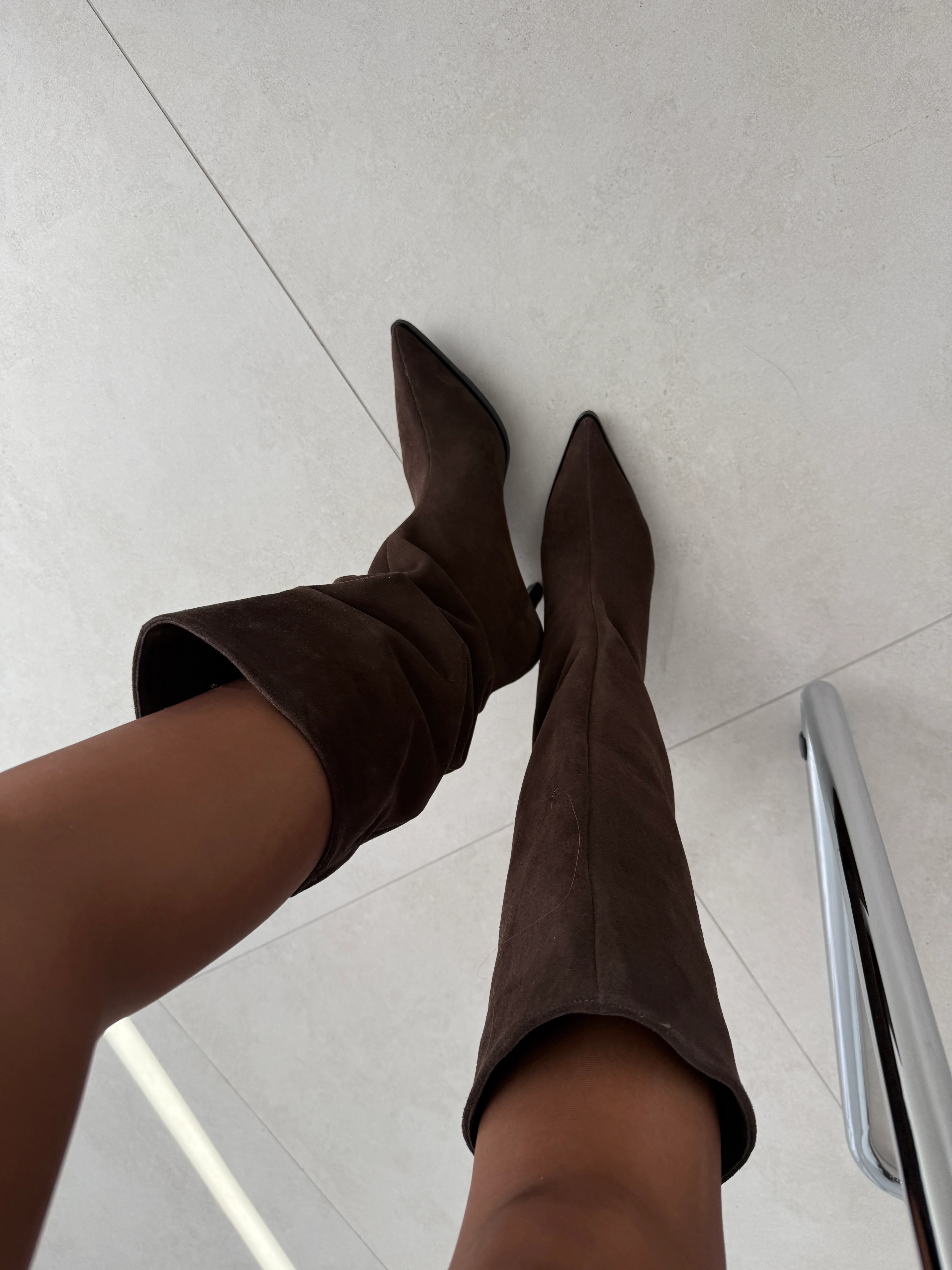 Kamilla Hakiki Seri Süet Acı Kahve Çizme