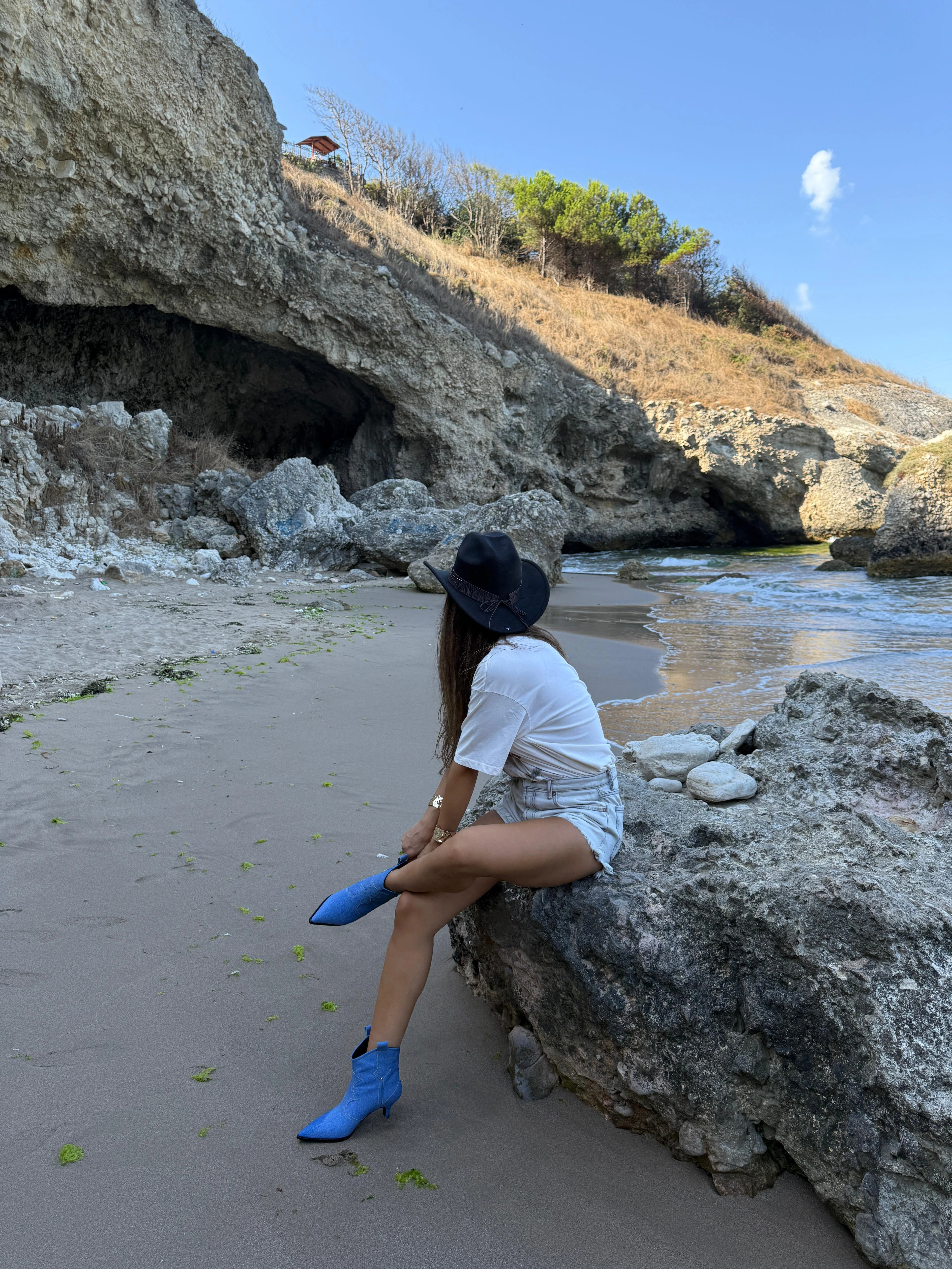 Storm Jean Doku İnce Topuk Kısa Çizme