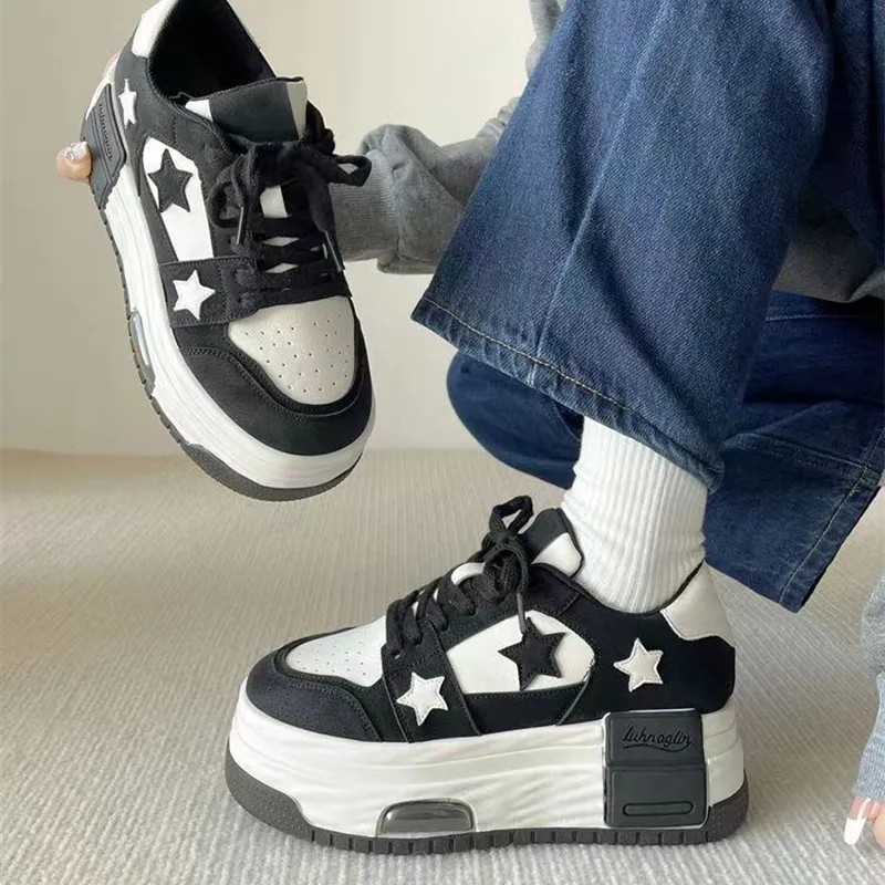 Oldschool Platform Sneakers