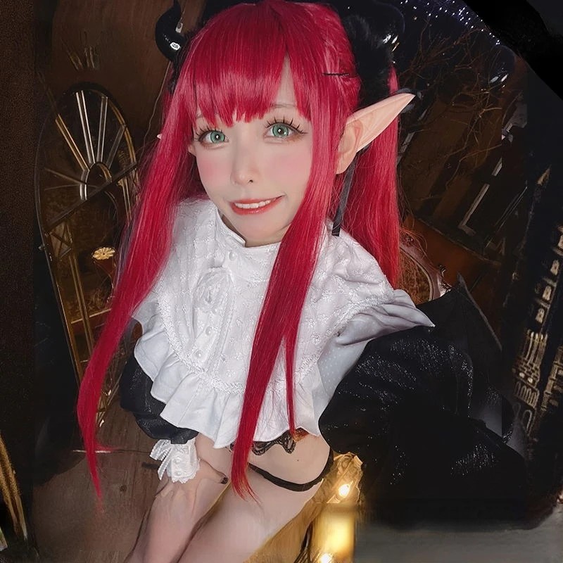 Rizu Kyun ( Marin Kitagawa ) Cosplay