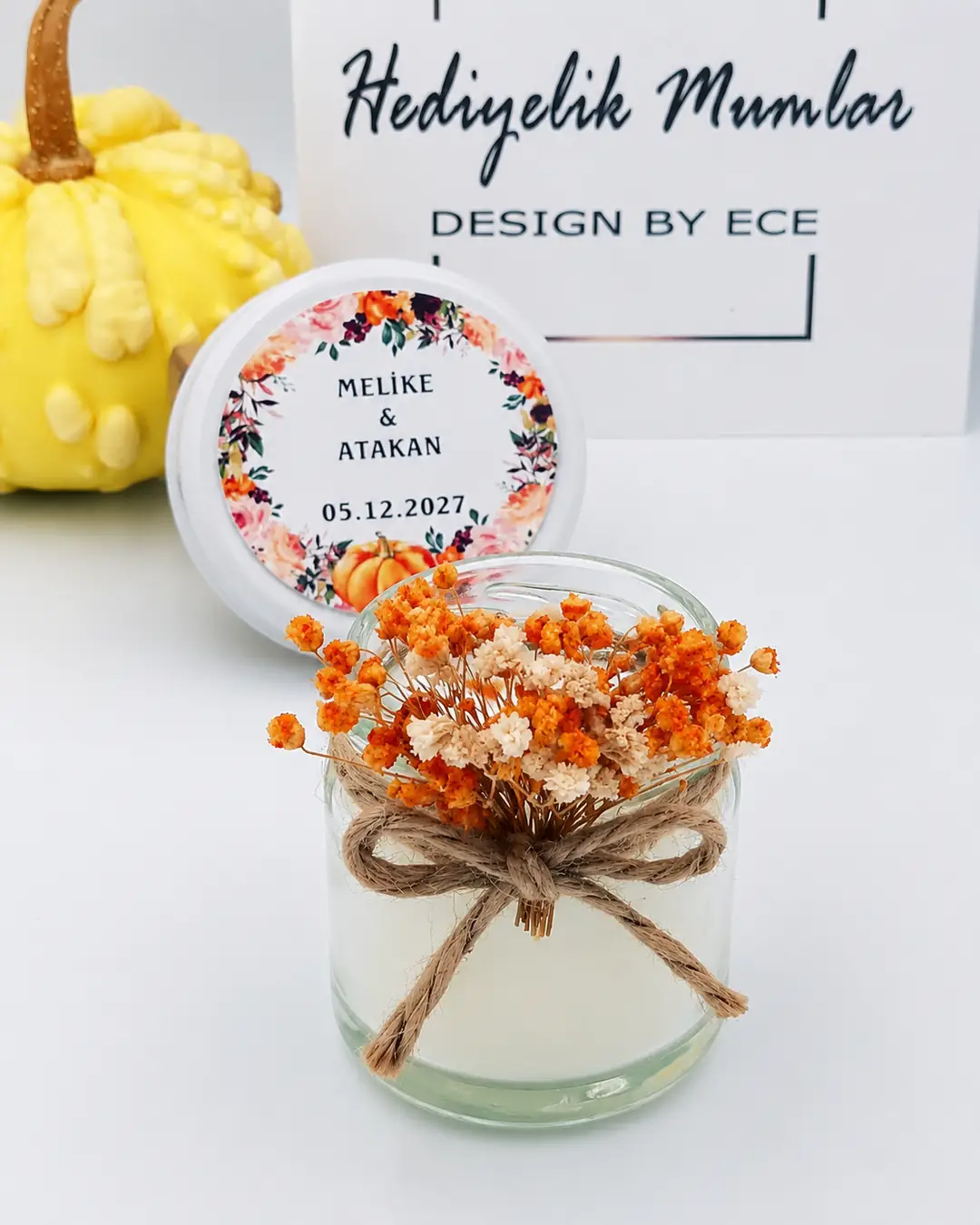 White Jar Candle with Baby's Breath – Event Favor