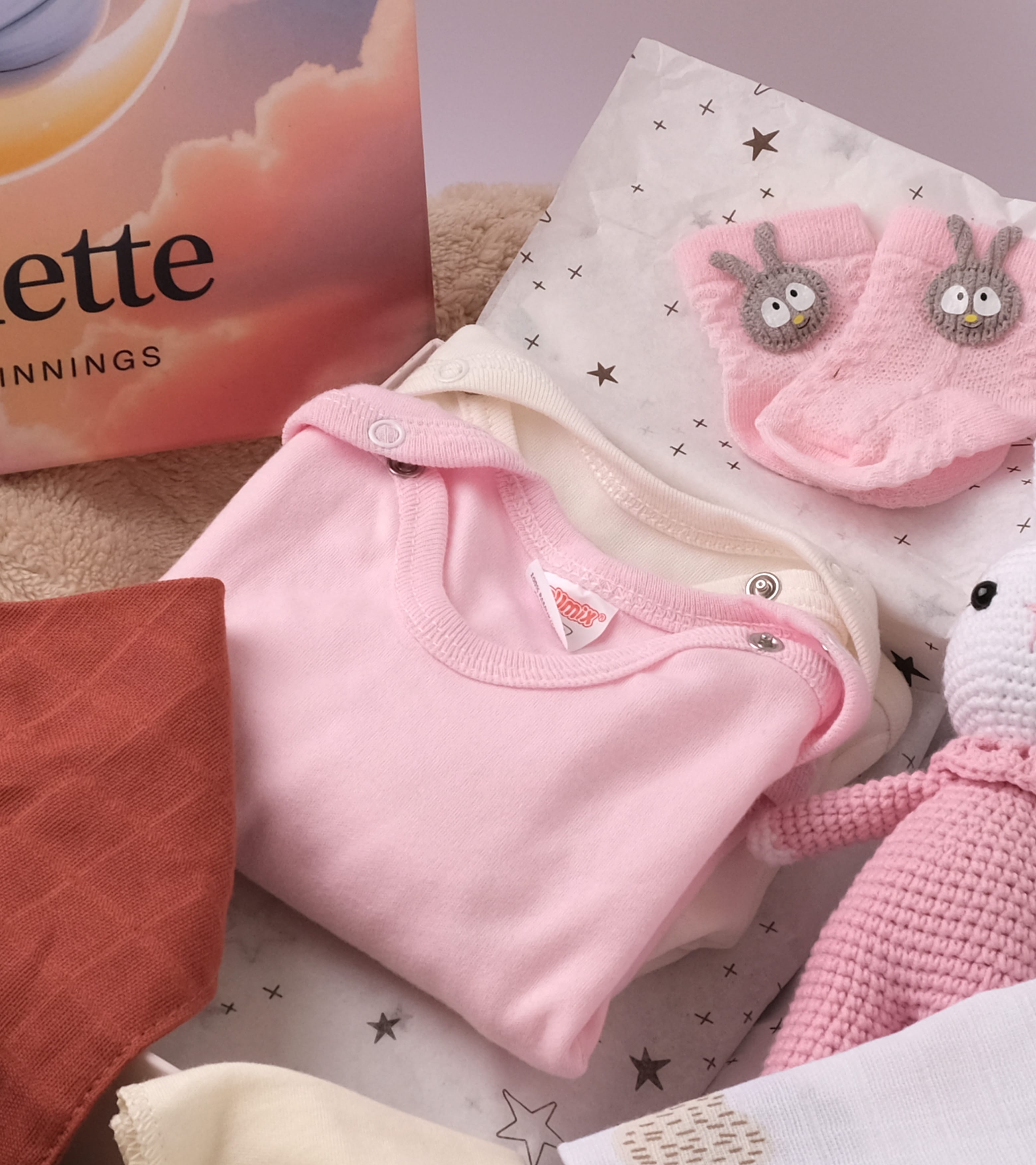 Nova Yenidoğan Kız Bebek Hediye Kutusu