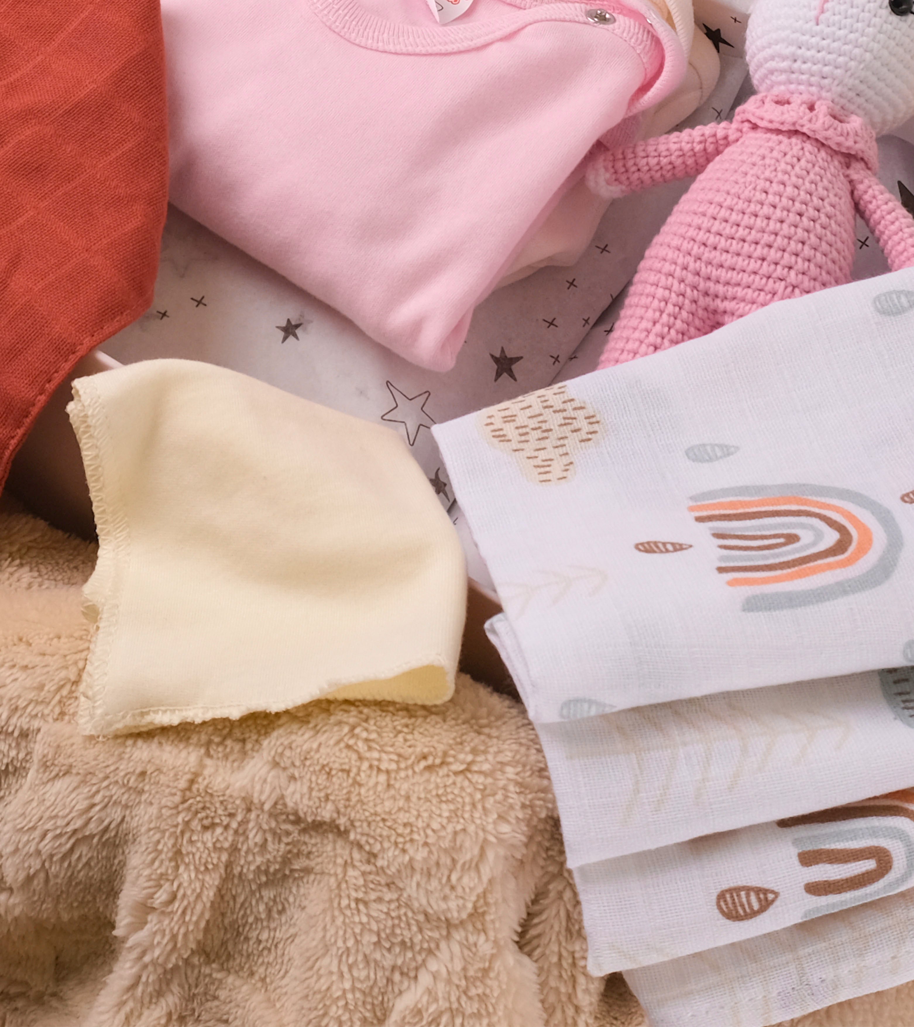 Nova Yenidoğan Kız Bebek Hediye Kutusu