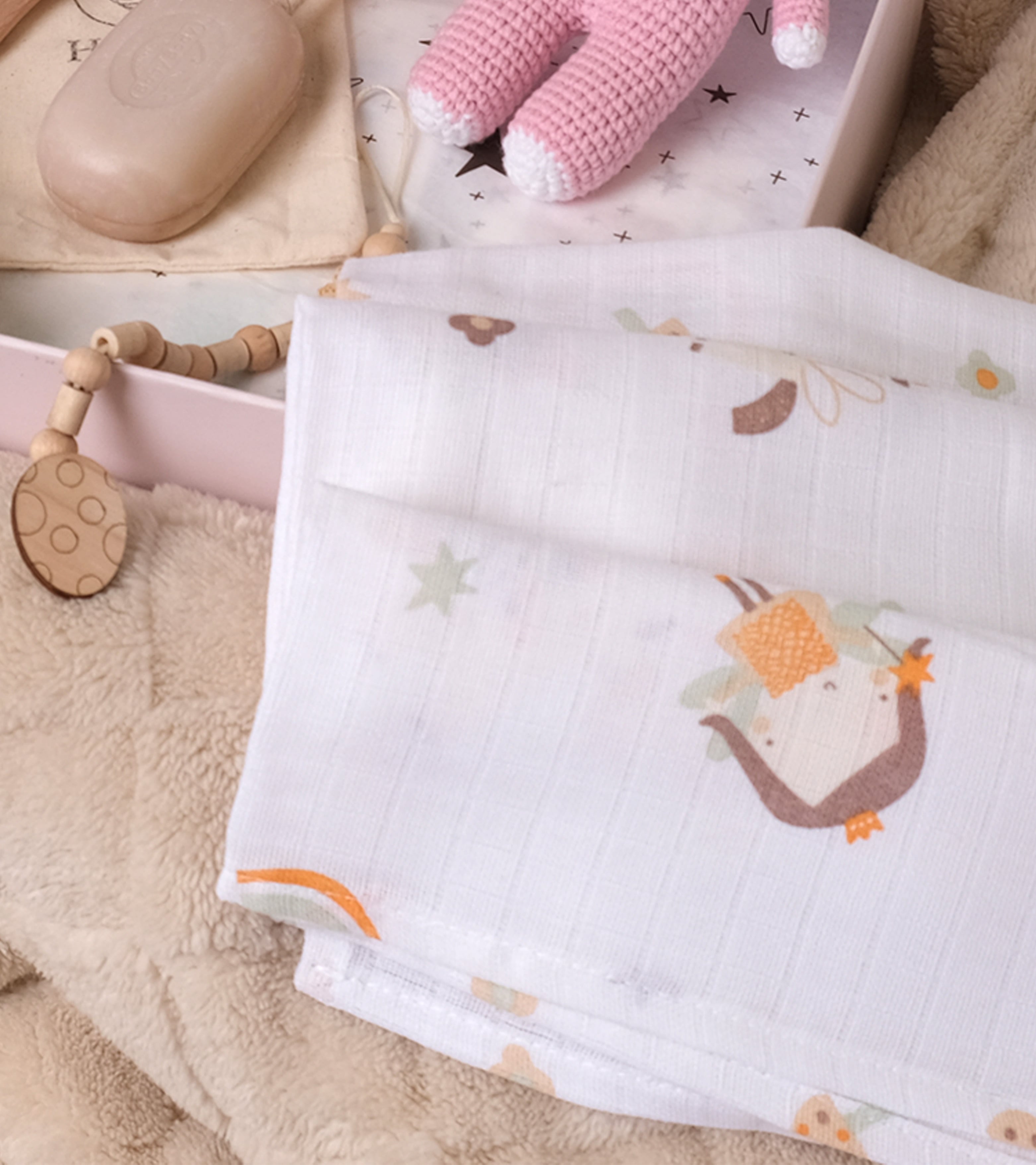 Winny Yenidoğan Kız Bebek Hediye Kutusu