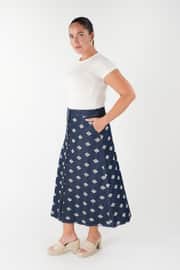 NAVY BLUE