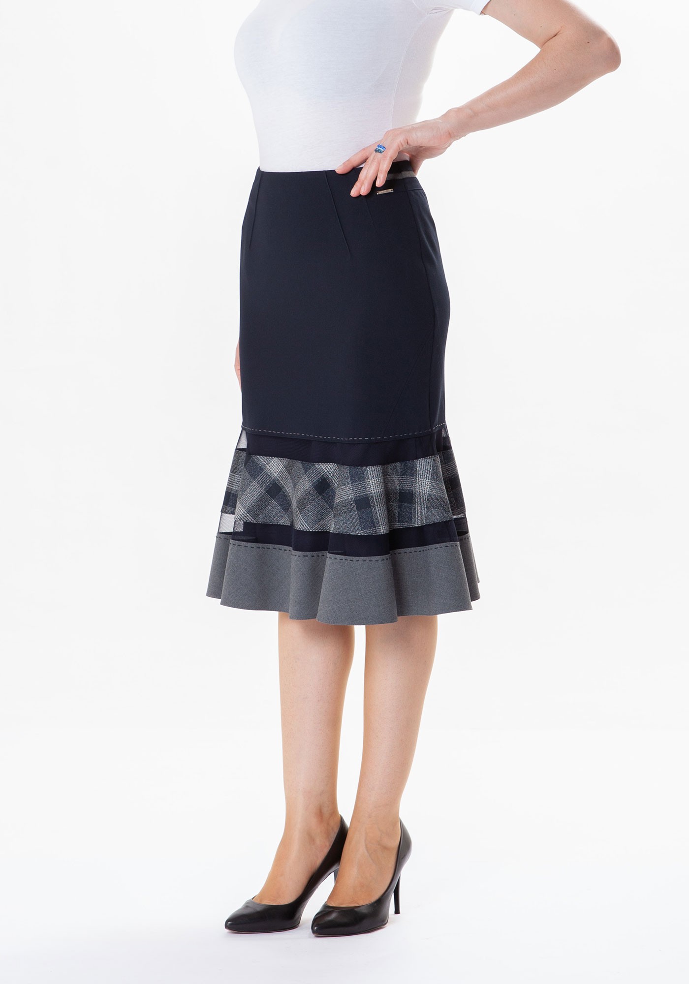 Knee-Length Fish Tail Skirt with Check Detail - BLACK