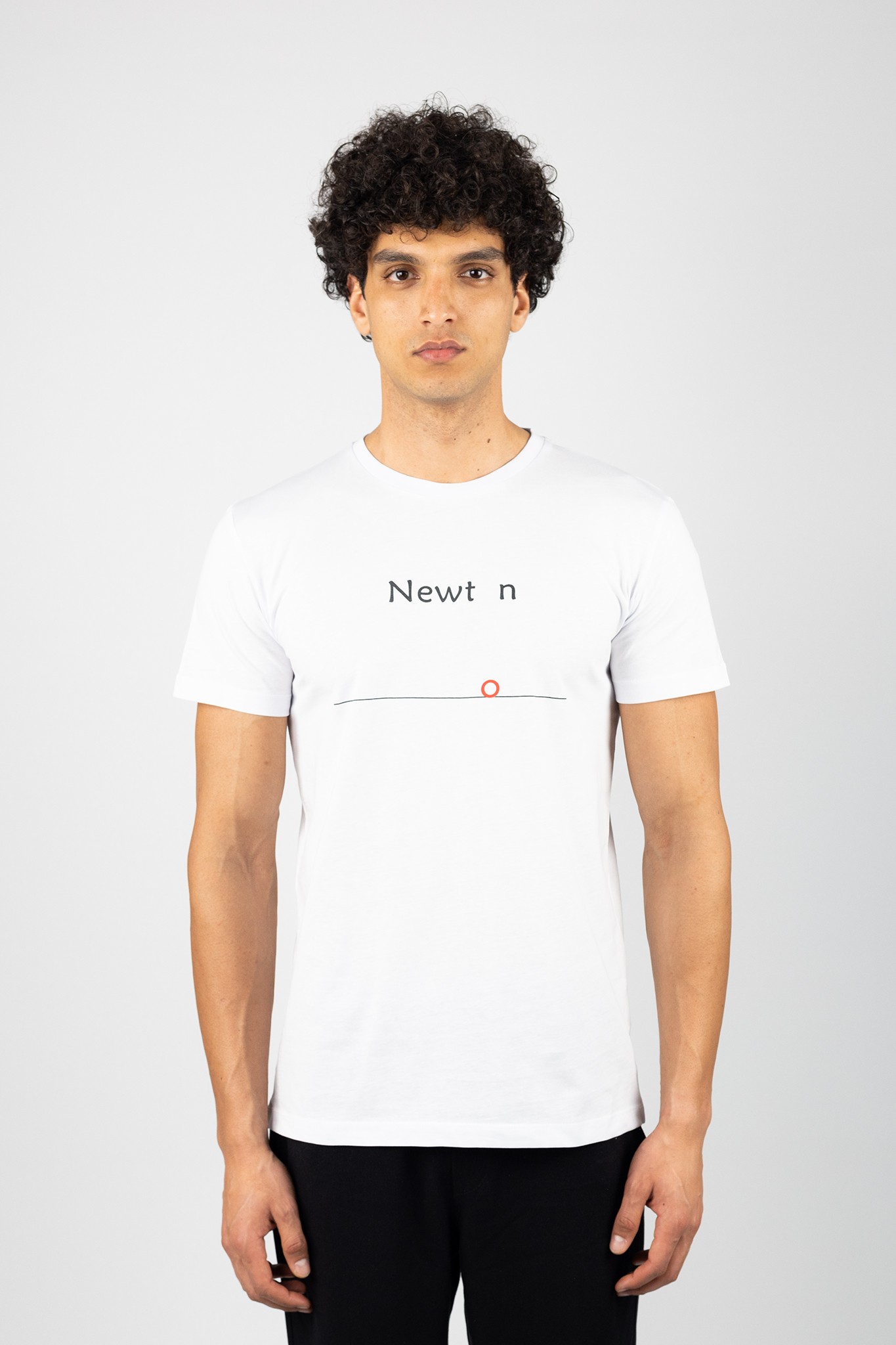 Beyaz Newton Baskılı T-Shirt 825