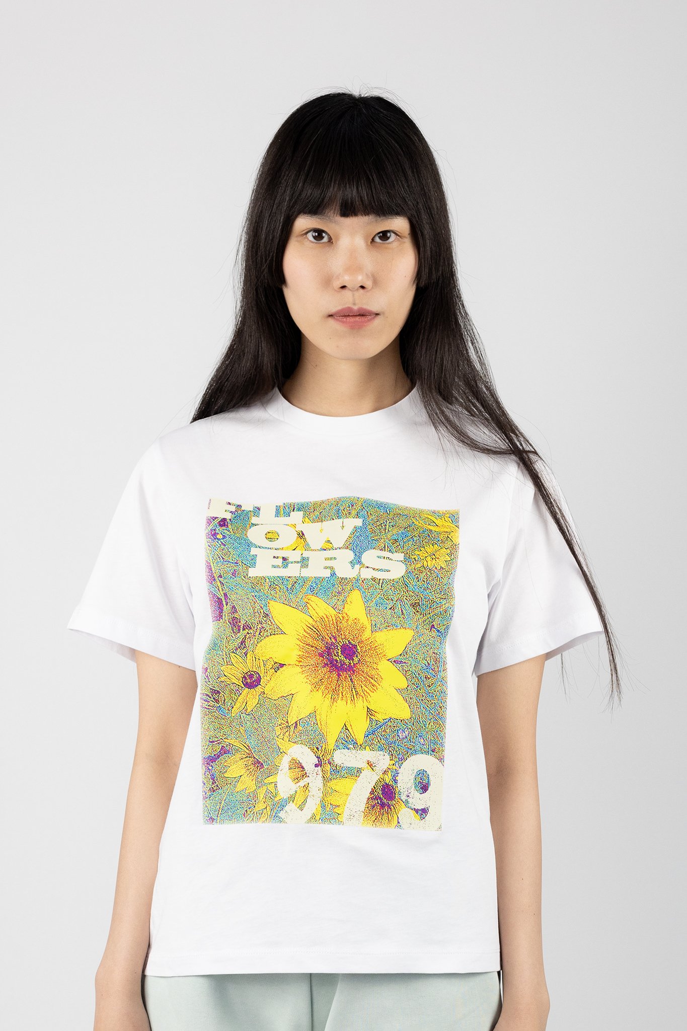 Beyaz Flowers Baskılı T-Shirt 854