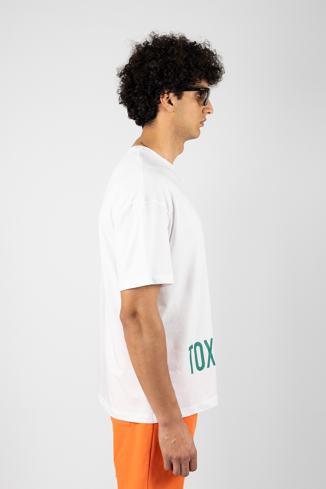 Beyaz Toxicology Oversized Baskılı T-Shirt 835