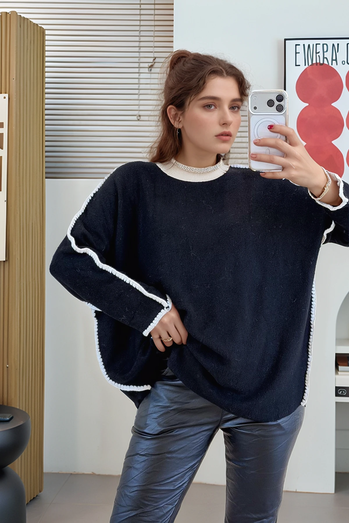 Kenarları Örgü Şerit Detaylı Triko  - SİYAH