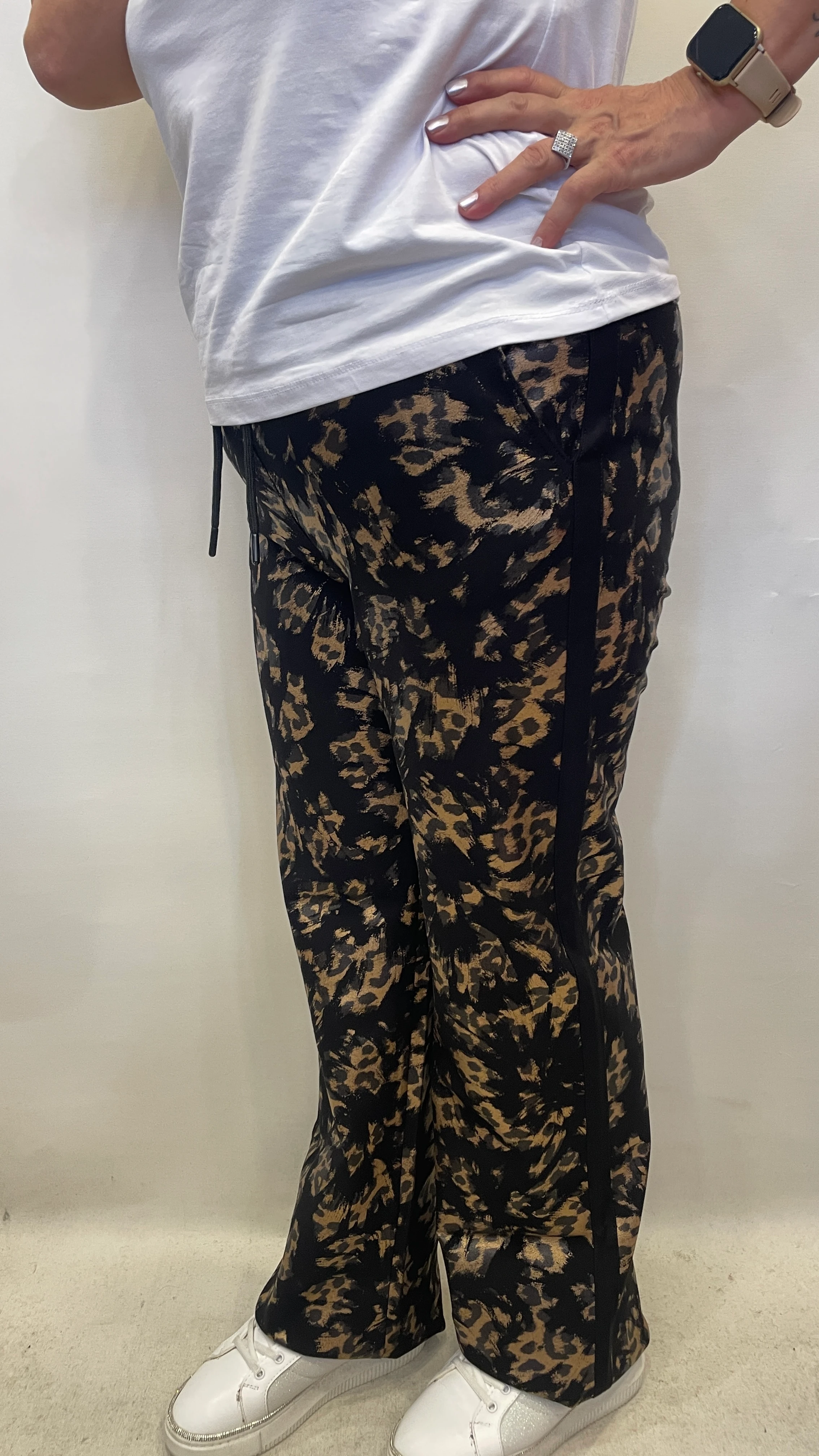 BÜYÜK BEDEN BELİ LASTİKLİ LEOPAR DESENLİ PANTOLON