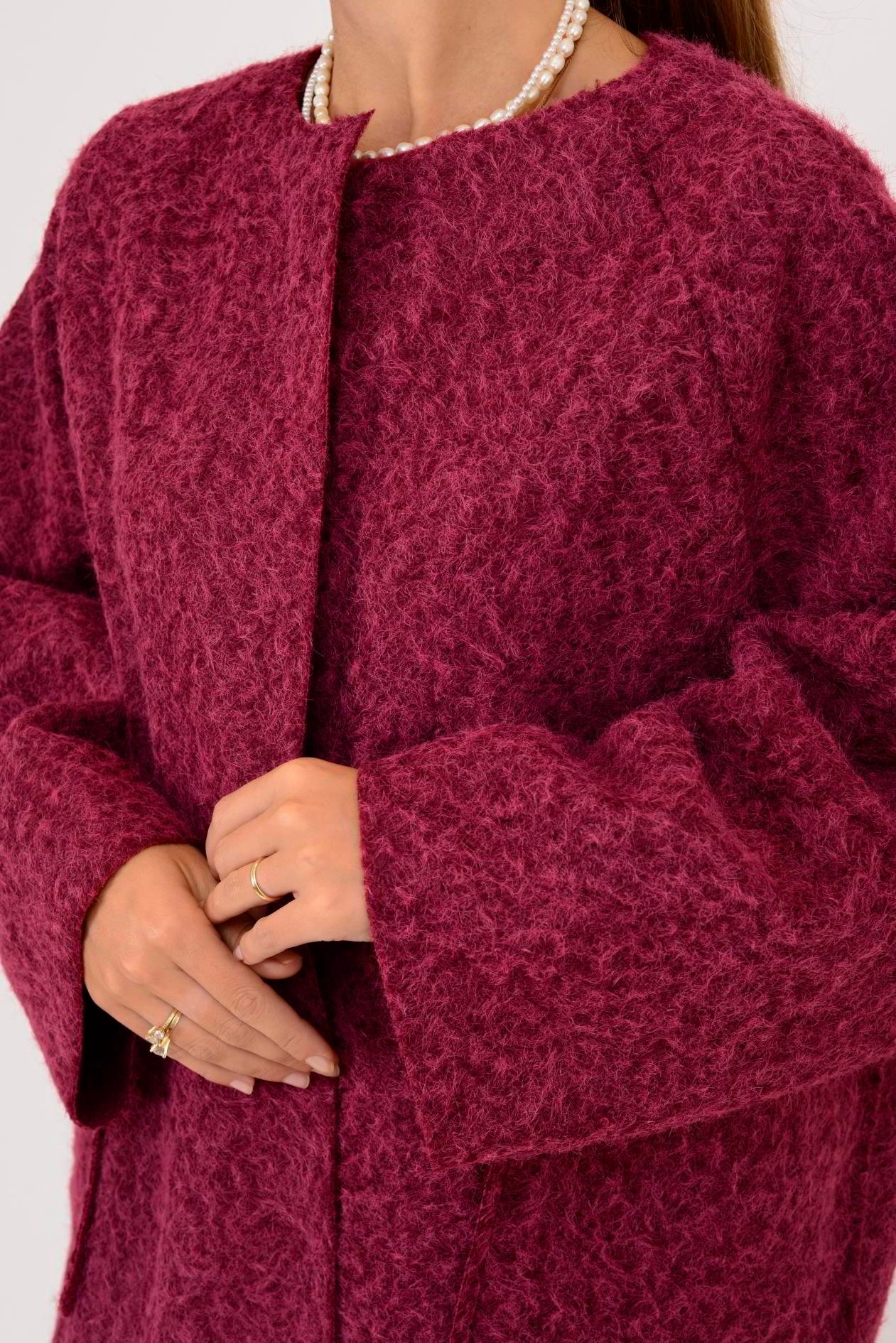 CEP DETAYLI KEÇE KABAN