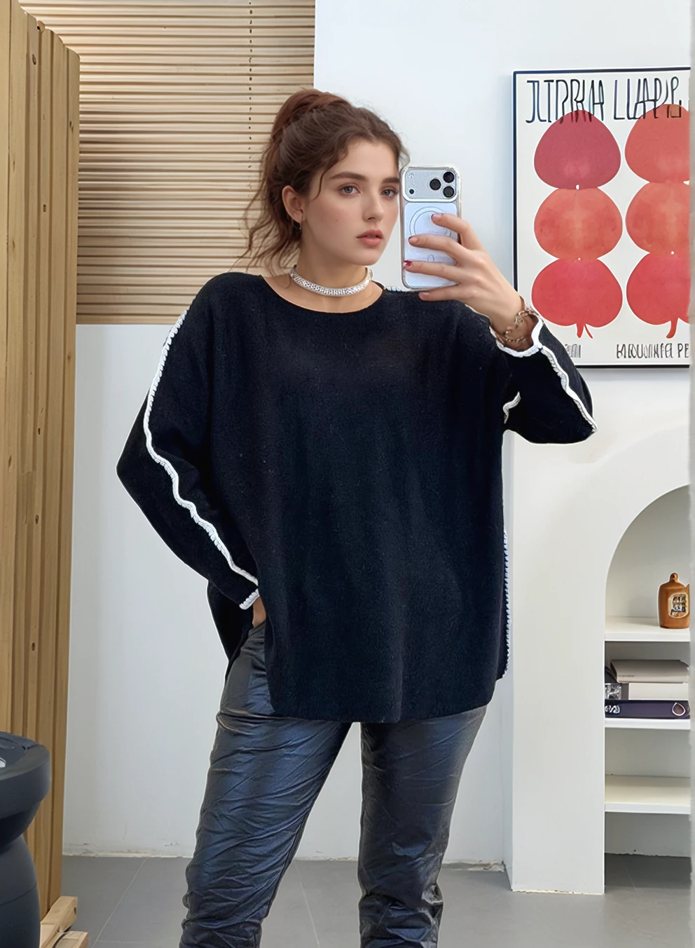 Kenarları Örgü Şerit Detaylı Triko 