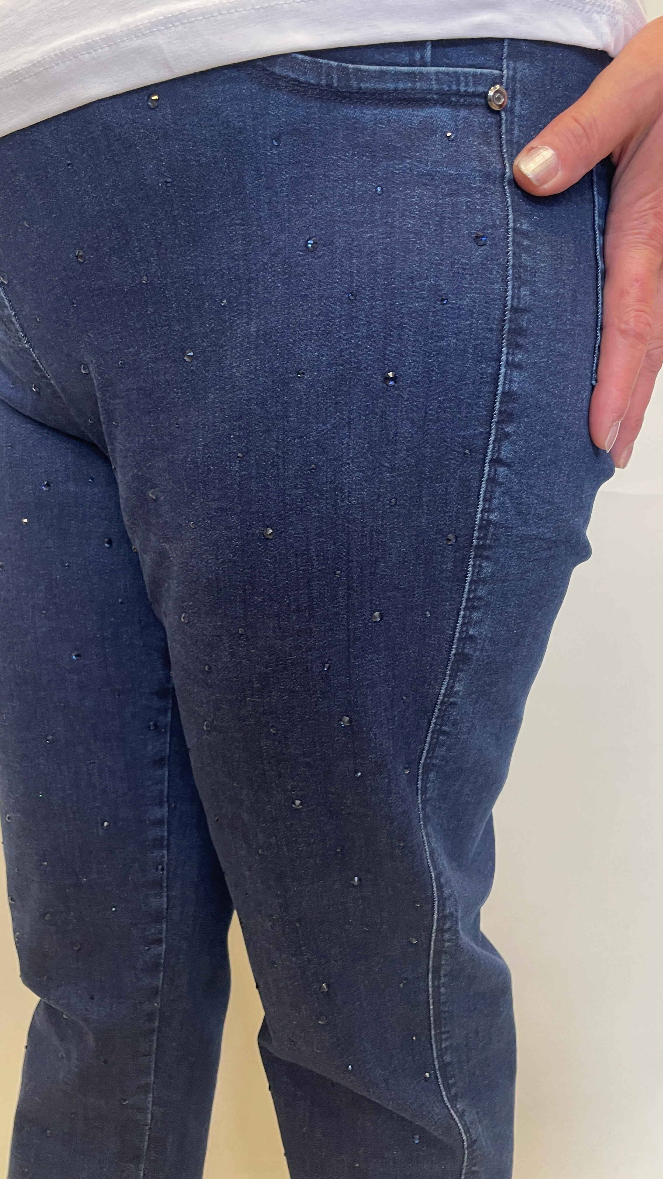 BÜYÜK BEDEN BELİ LASTİKLİ KOT PANTOLON