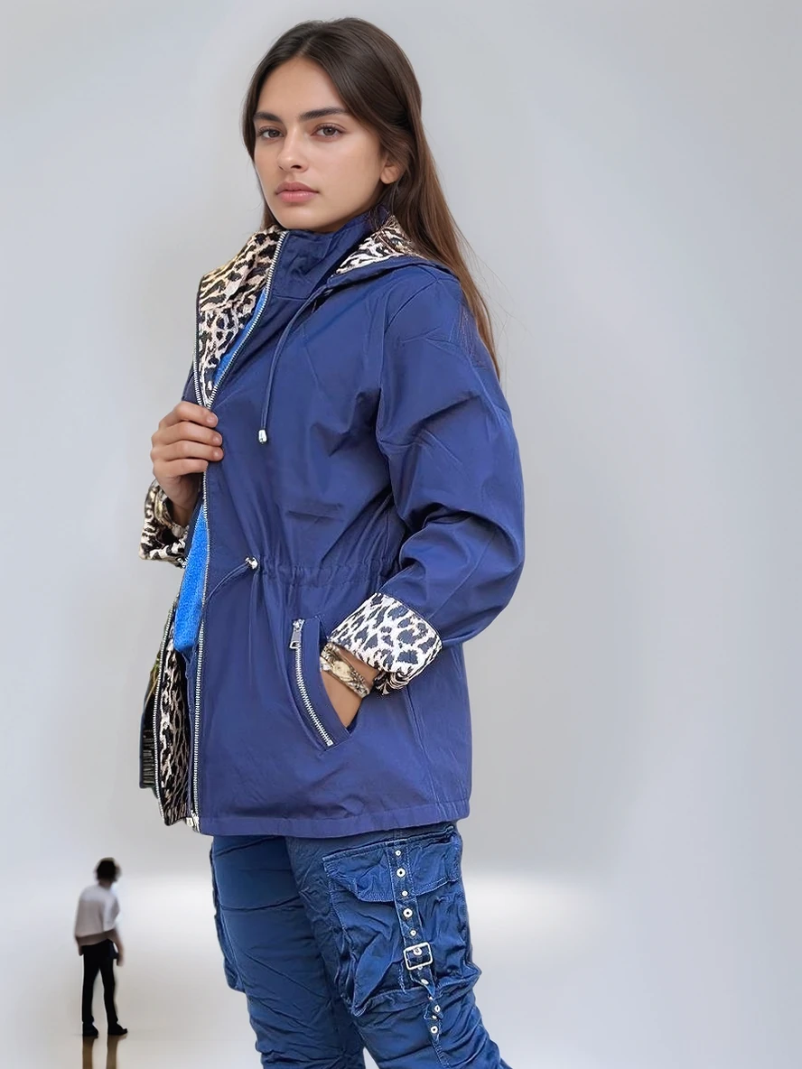 Çift Taraflı Kullanılan Leopar Desenli Trenç Ceket