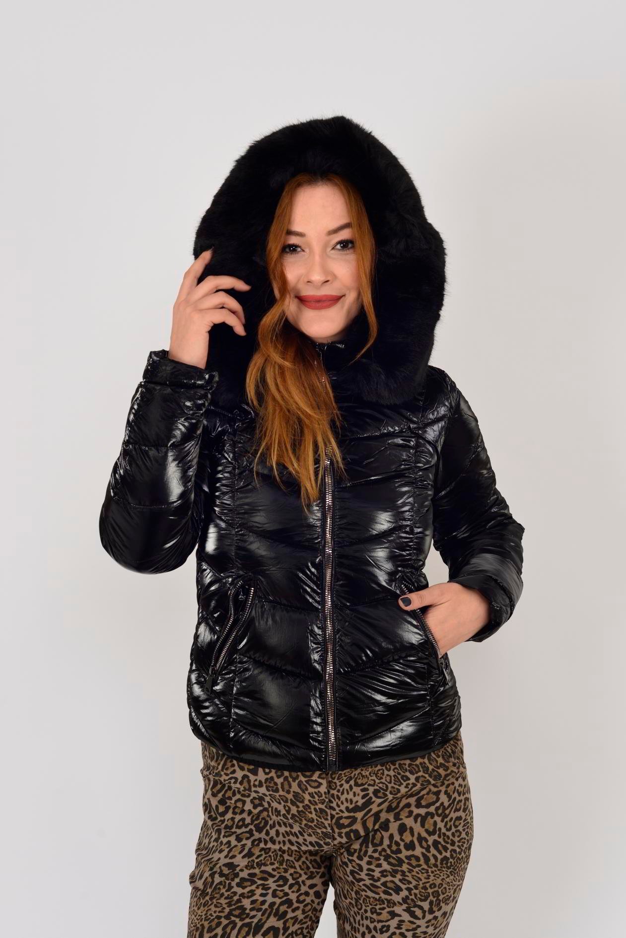 KÜRK DETAYLI KAPİTONE MONT