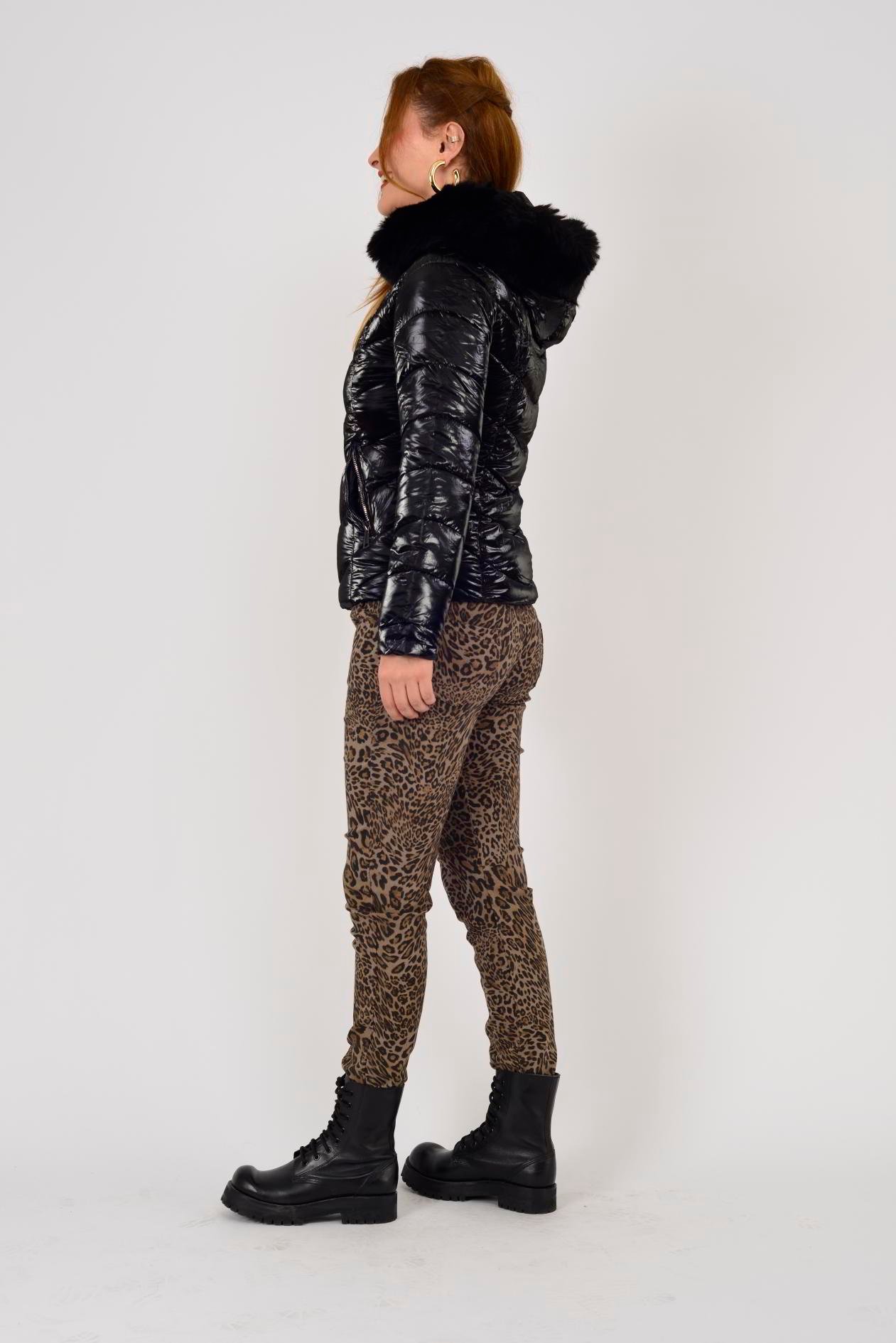 KÜRK DETAYLI KAPİTONE MONT