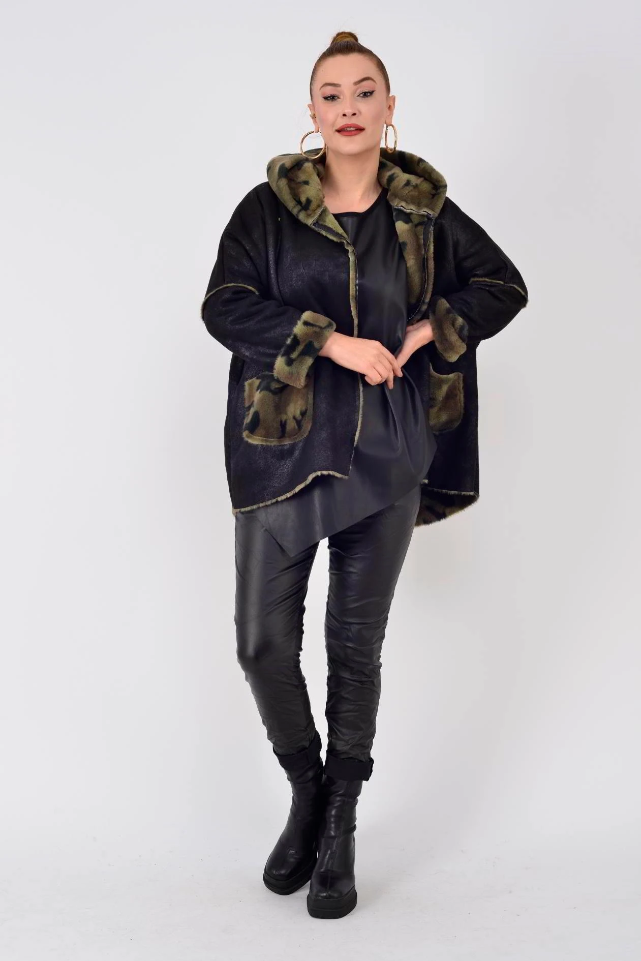 KAMUFLAJ DETAYLI NUBUK KABAN