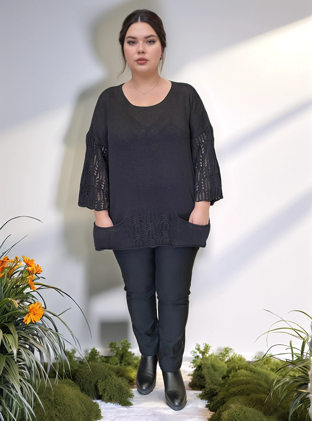 Kol Ve Eteği Ajurlu Cepli Merserize Bluz - SİYAH