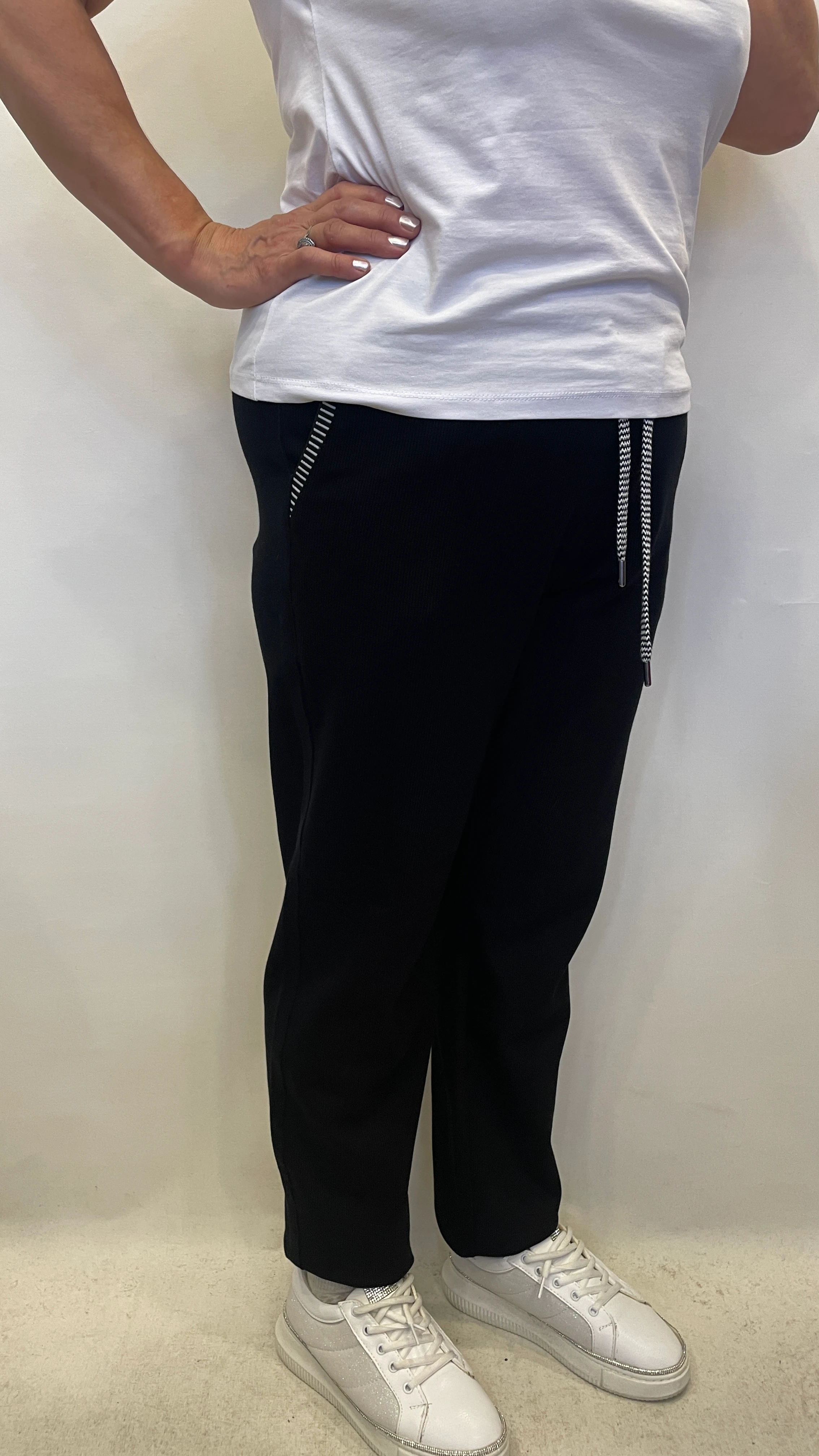 BÜYÜK BEDEN İNCE FİTİLLİ KADİFE PANTOLON