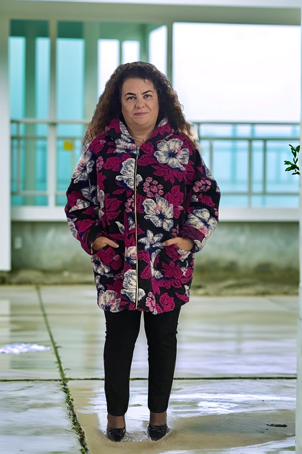 Renkli Çiçek Kabartmalı Keçe Kaban  - PEMBE