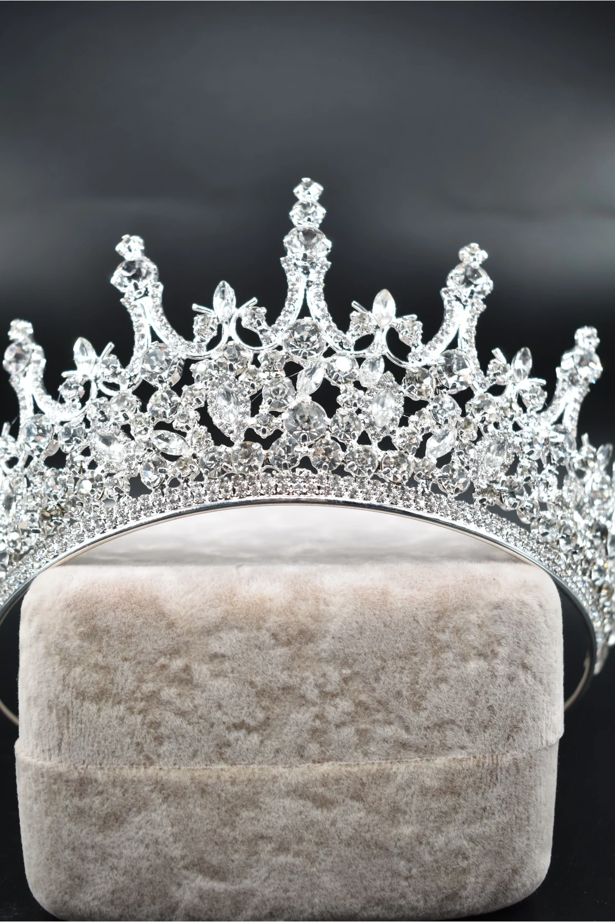 Gelin Tacı Zirkon Taş Işlemeli Prenses Helena Model