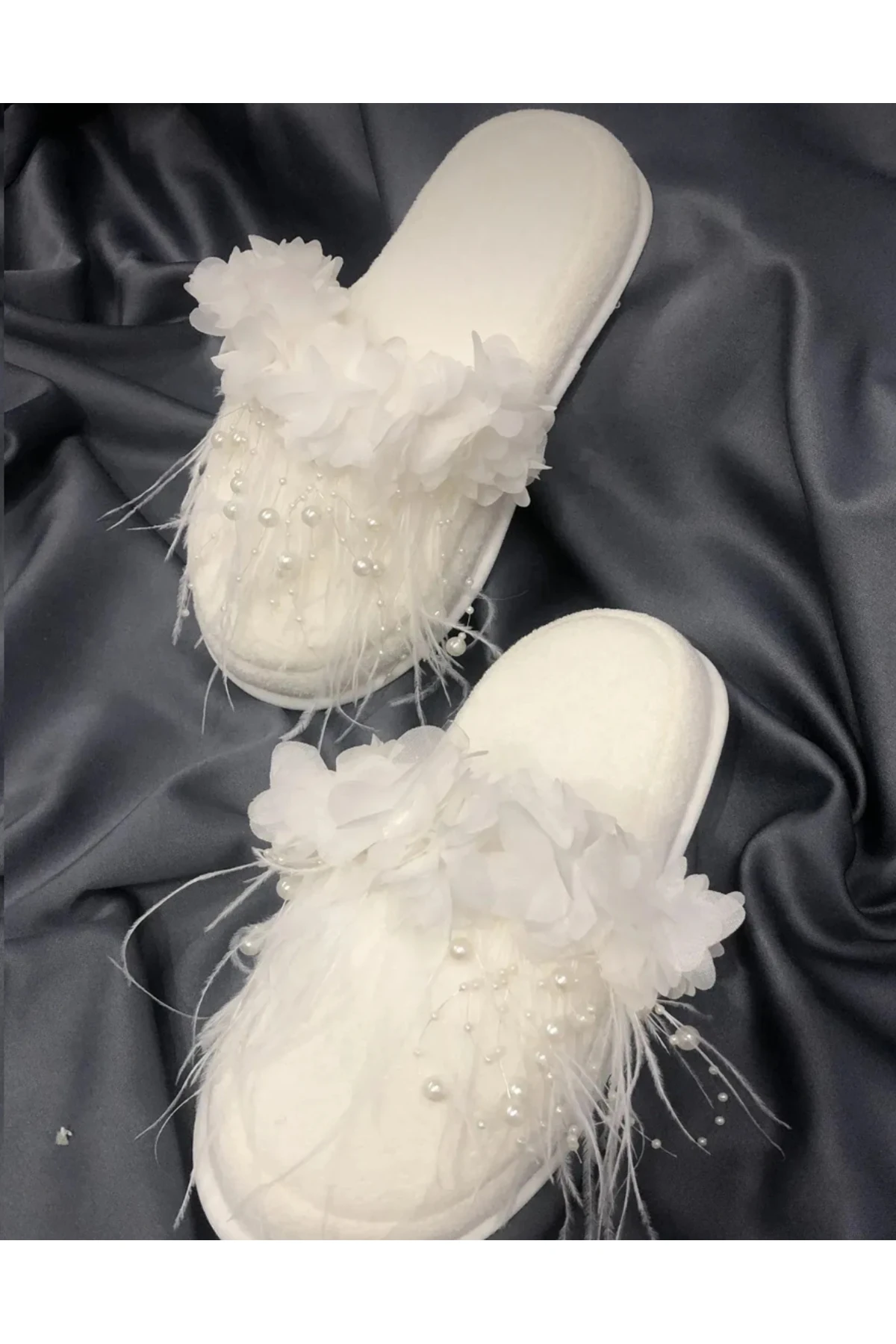 Tüylü İncili Lohusa Terliği Ve Çiçekli Taç, Kadın Lohusa Seti