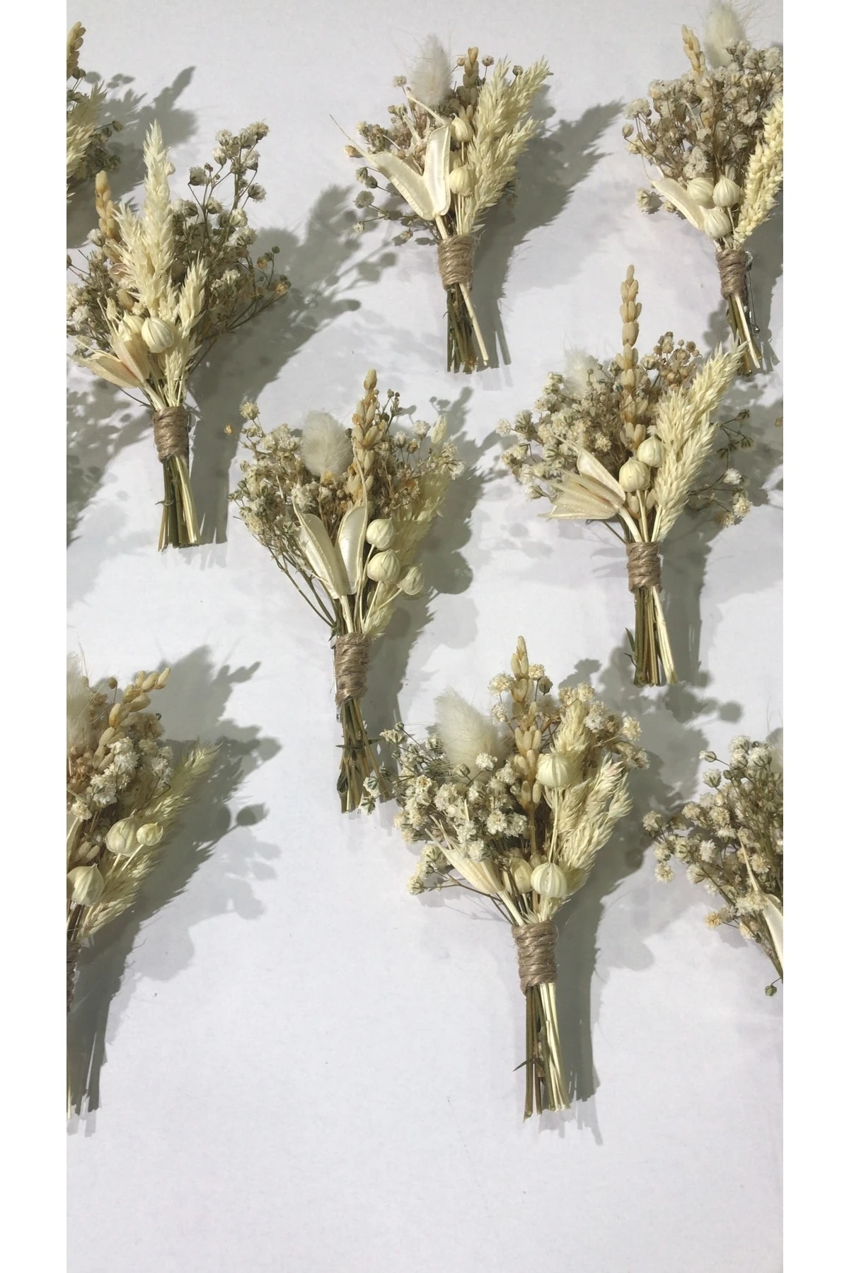 10 Adet Kurutulmuş Cipsolu Yaka Çiçeği | Damat ve Sağdıç Yaka İğnesi