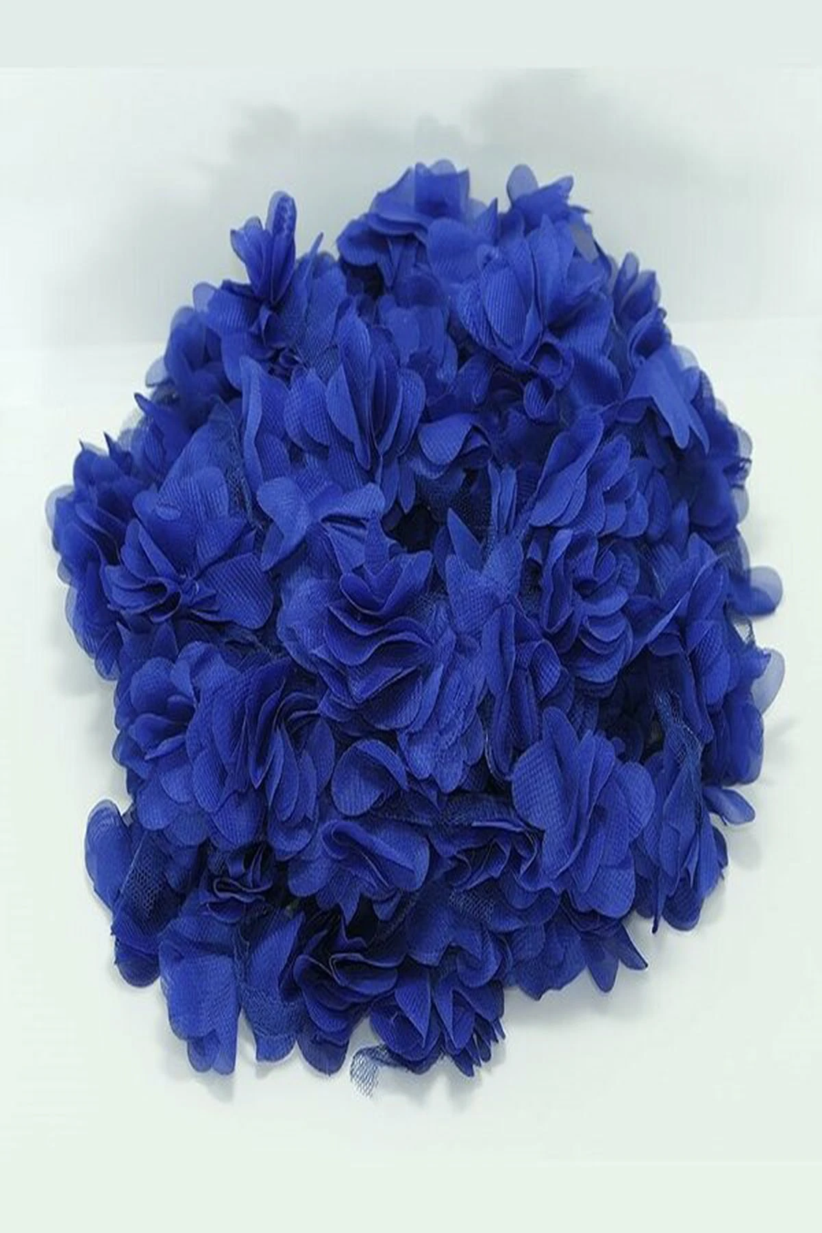 Lazer Kesim Çiçek Desenli Şerit – 9 Metre Uzunlukta Dekorasyon