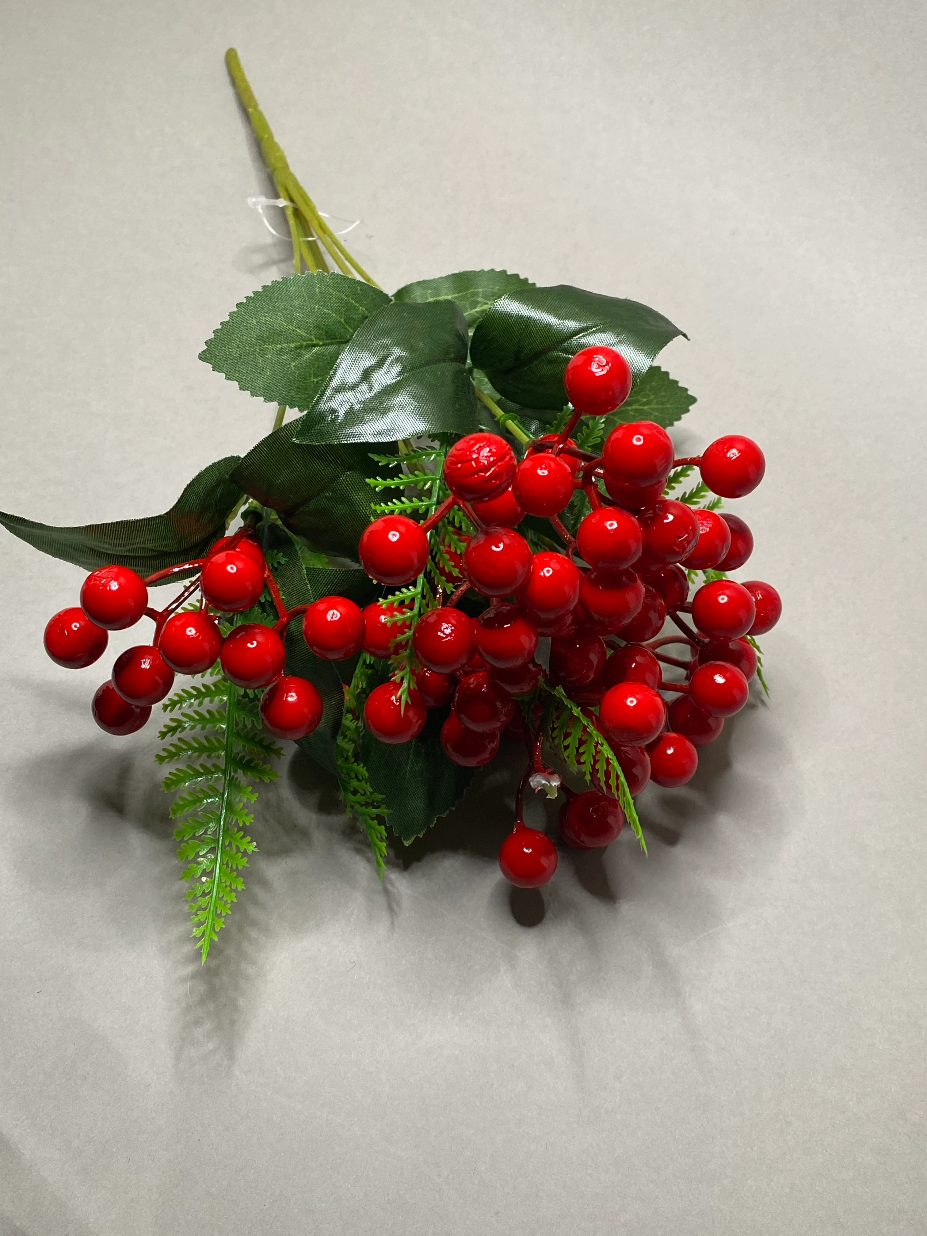 Kokina Çiçeği Bir Demet | Yılbaşı Kapı Süsü, Masa Dekoru ve Dekoratif Kırmızı Süs Çiçeği 