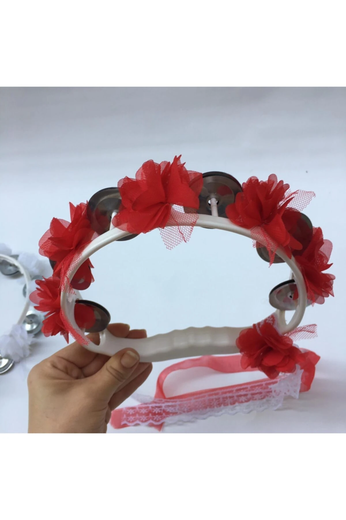 Kırmızı Çiçeklerle Süslenmiş Nedime Tefi Düğün Ve Kına Için Plastik Tef 10 Adet – Kına Eğlence Akse