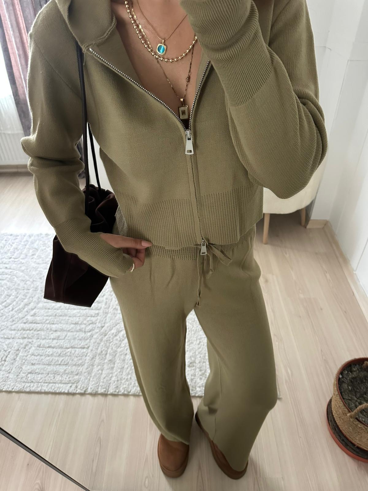 Yeşil çift fermuar detaylı triko takım