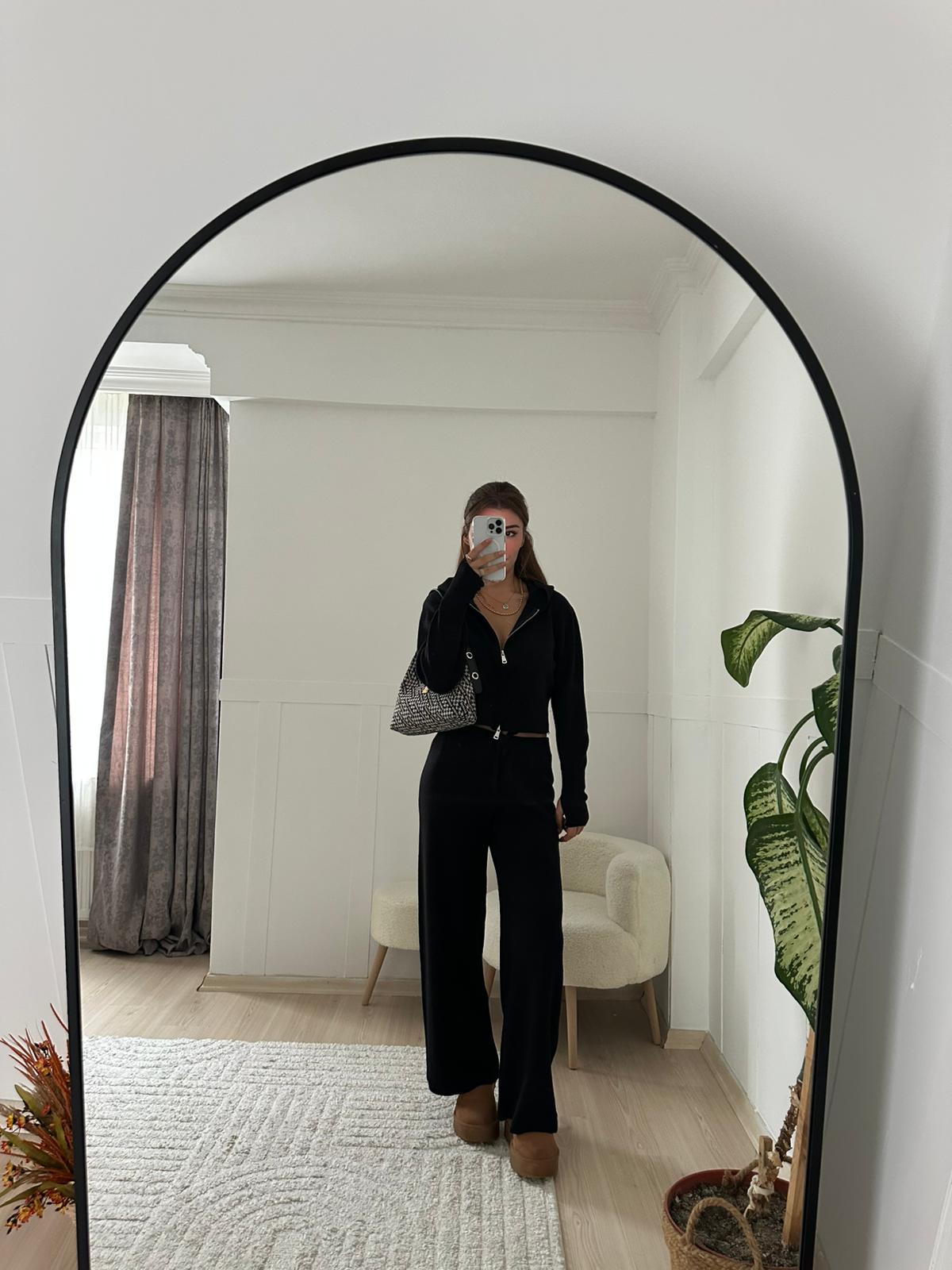 Siyah fermuar detaylı triko takım