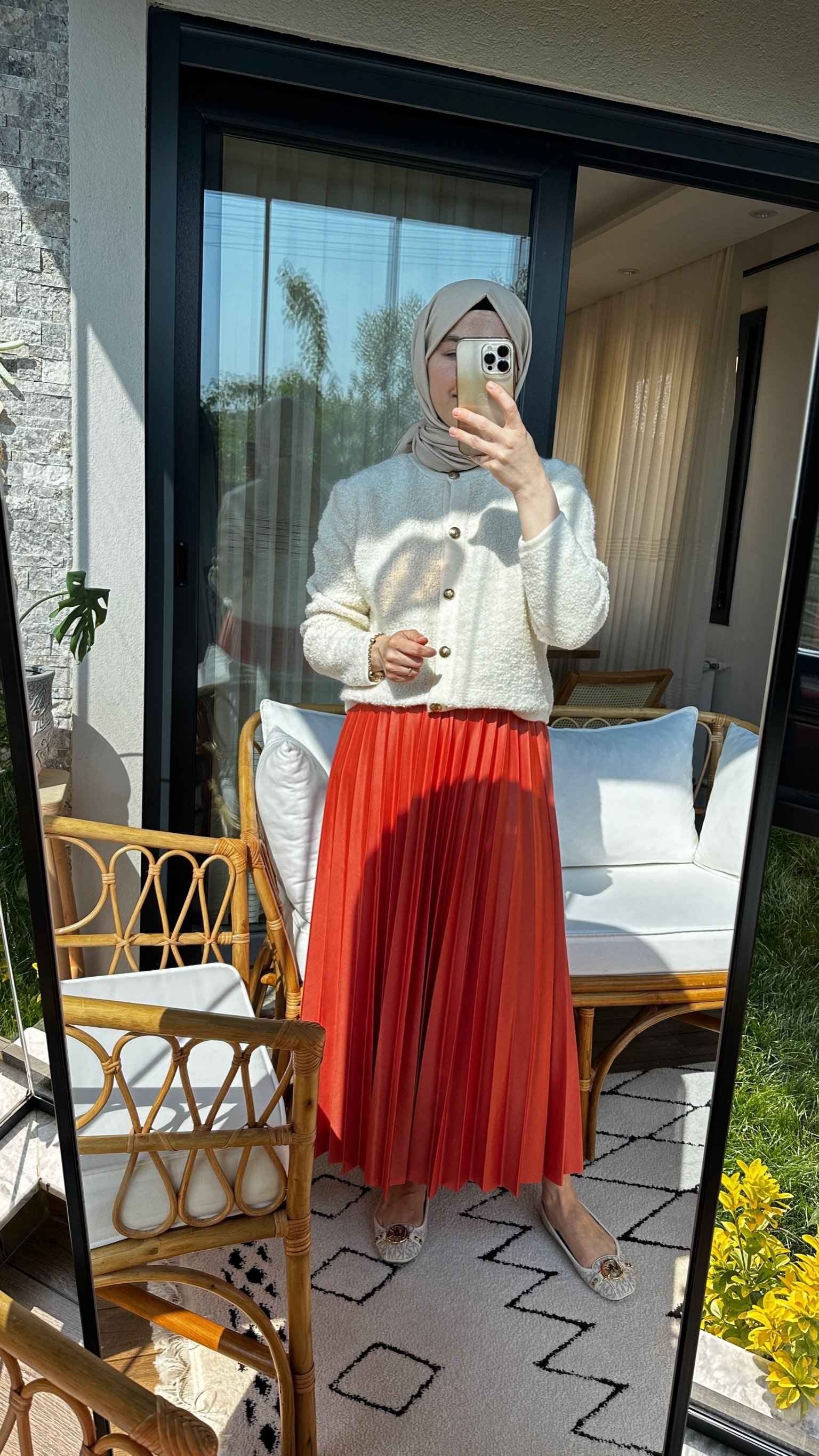 Pliseli Parlak Etek
